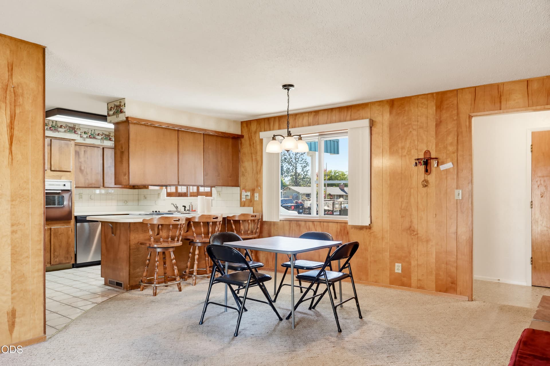 5. Photo 5 of 37, 1581 Miracle Lane, Medford, OR 97504