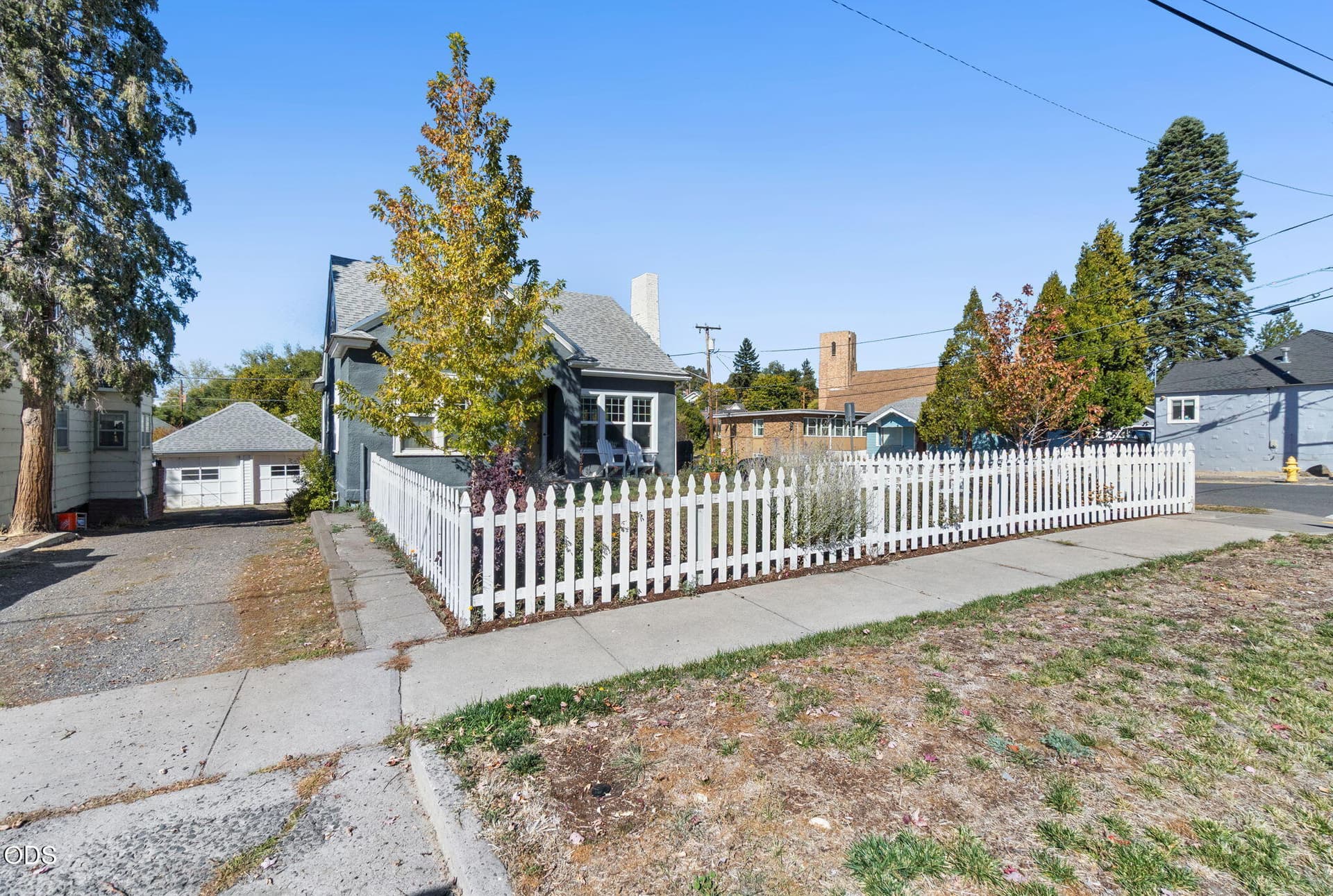 6-web-or-mls-DSC02210. Photo 3 of 52, 1140 Monclaire Street, Klamath Falls, OR 97601