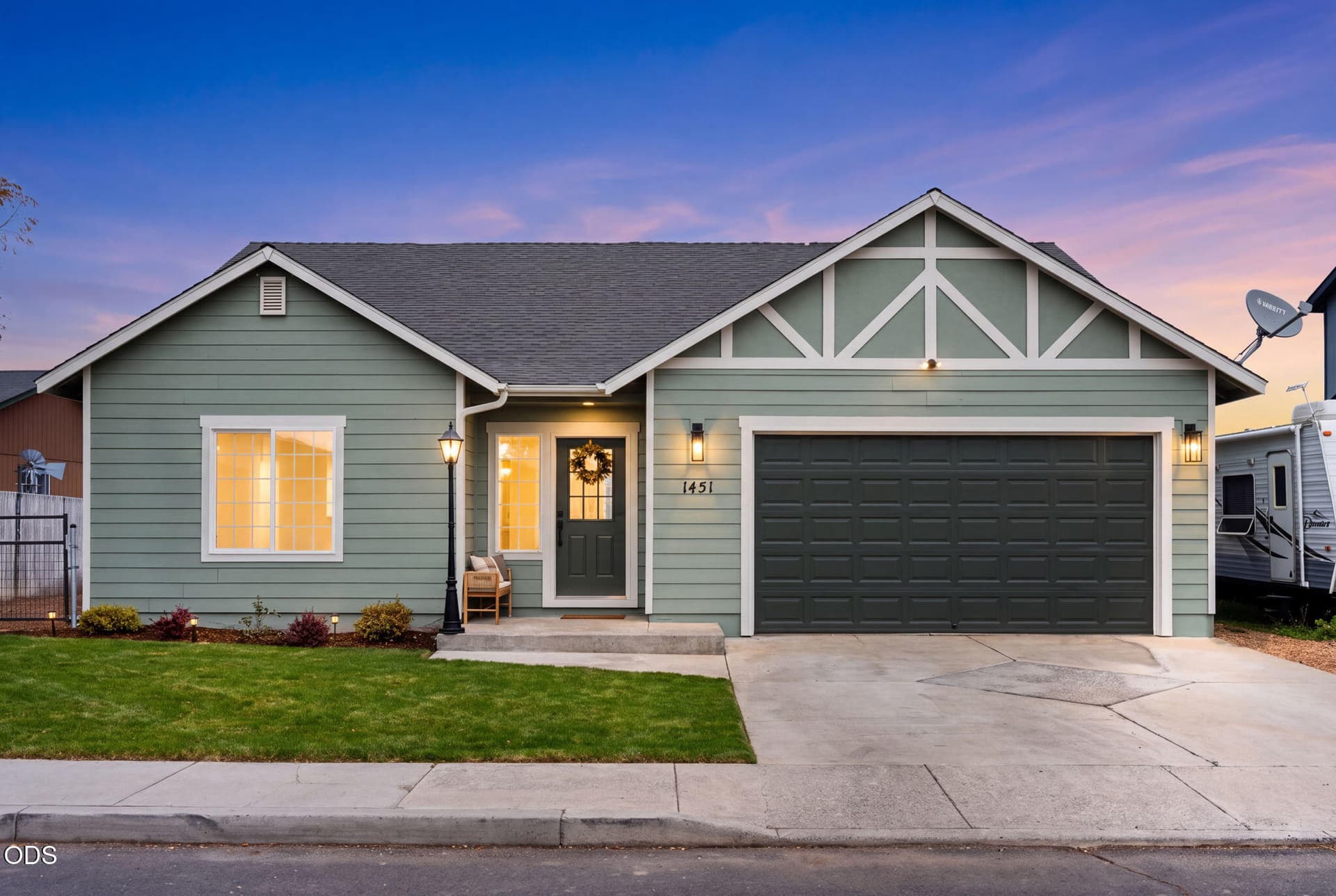 1 - 1451 NW Teal loop-127. Photo 1 of 30, 1451 NW Teal Loop, Prineville, OR 97754