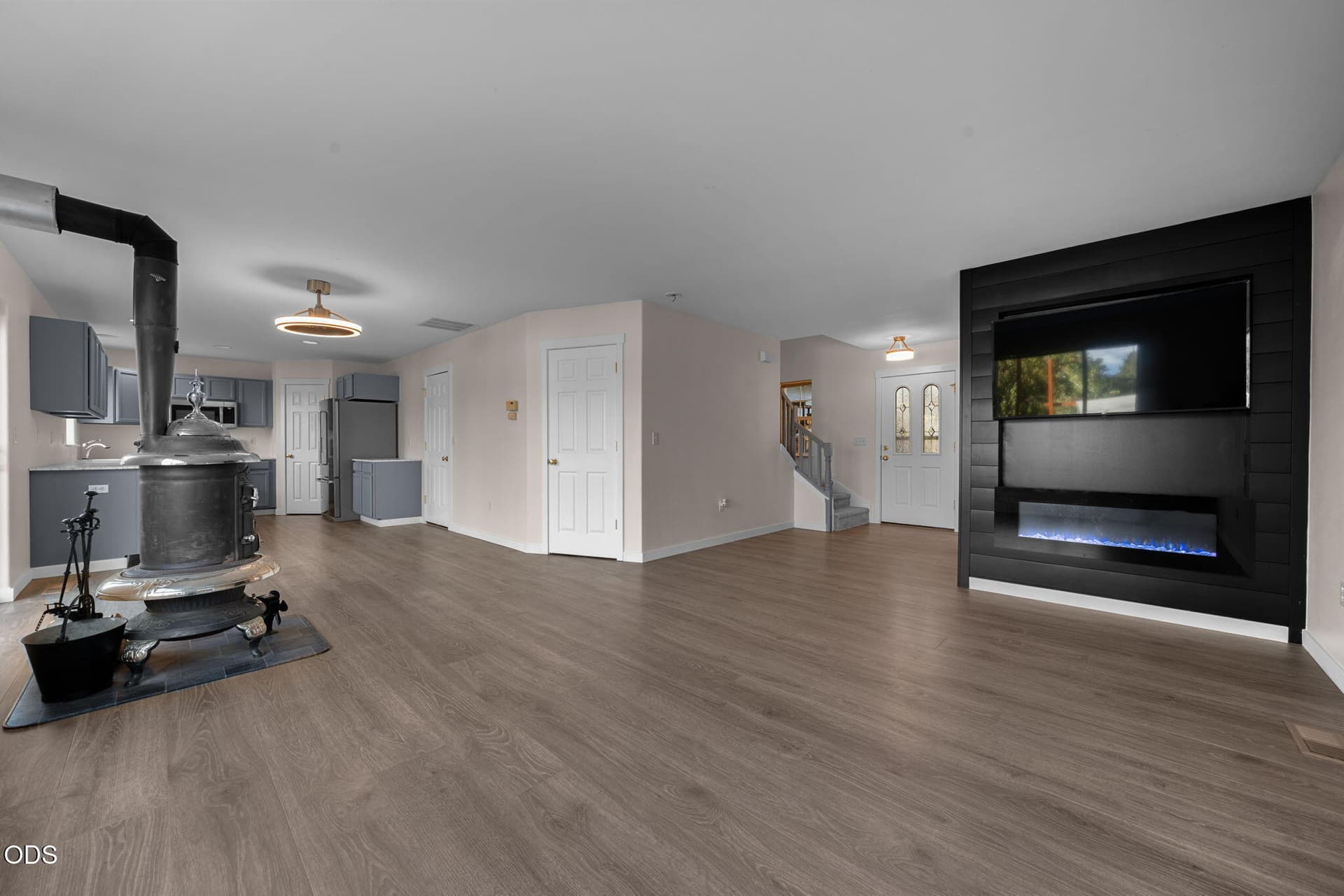 4-web-or-mls-_E0A8482. Photo 4 of 45, 1770 SW 22nd Court, Redmond, OR 97756