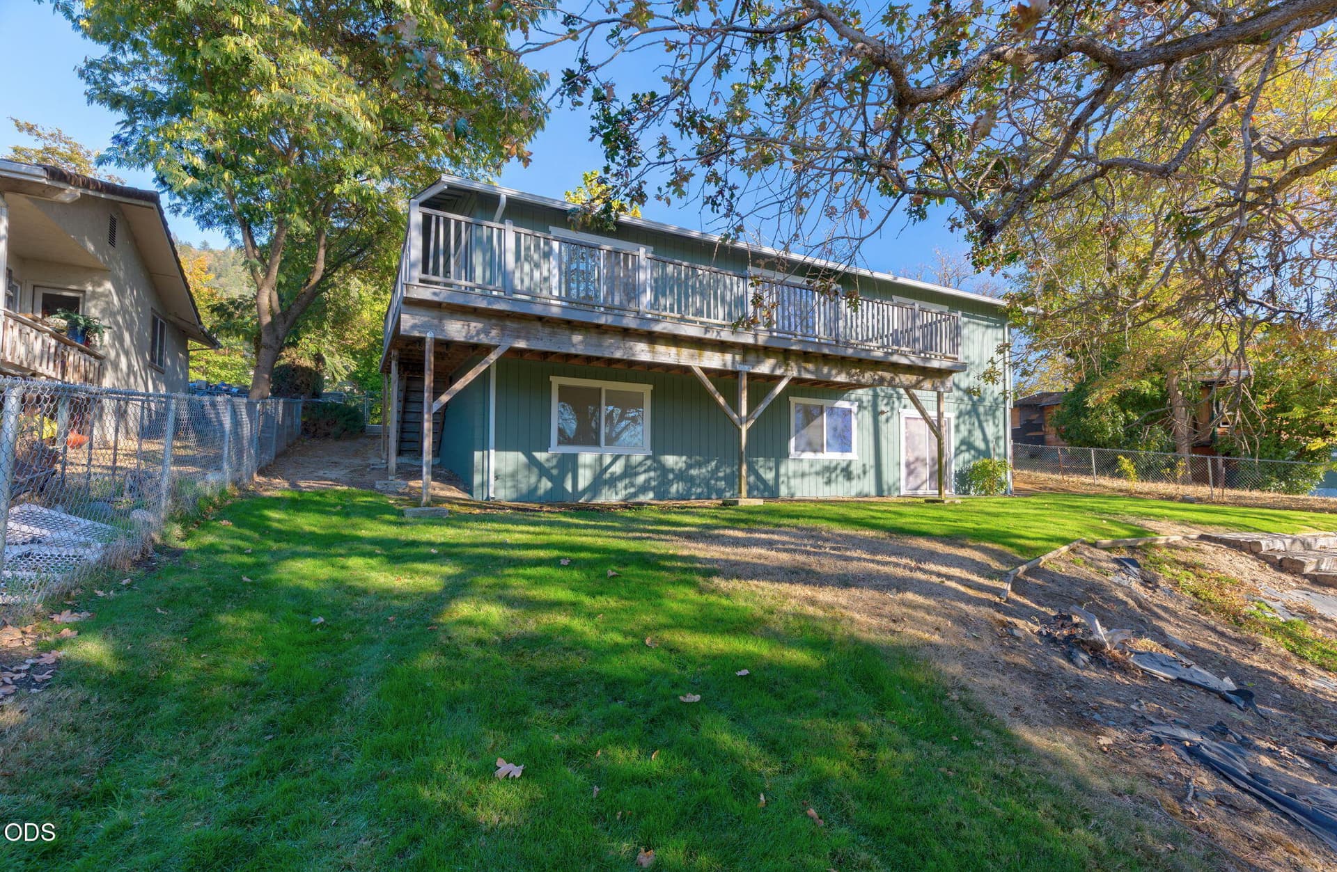 20-web-or-mls-1802-ne-beacon-dr. Photo 5 of 42, 1802 NE Beacon Drive, Grants Pass, OR 97526