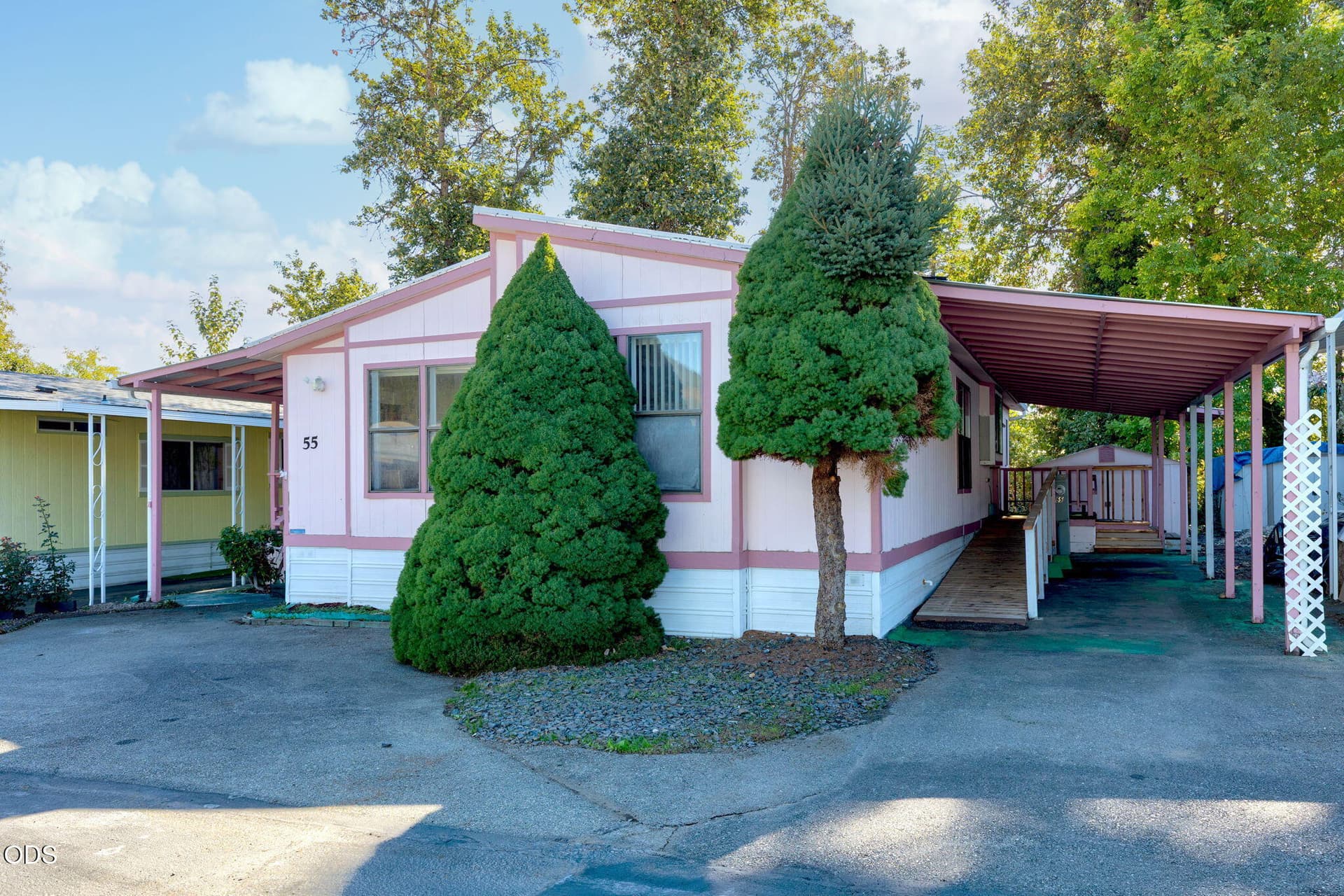3-web-or-mls-2325-nw-highland-ave-55. Photo 3 of 27, 2325 NW Highland Avenue Unit 55, Grants Pass, OR 97526
