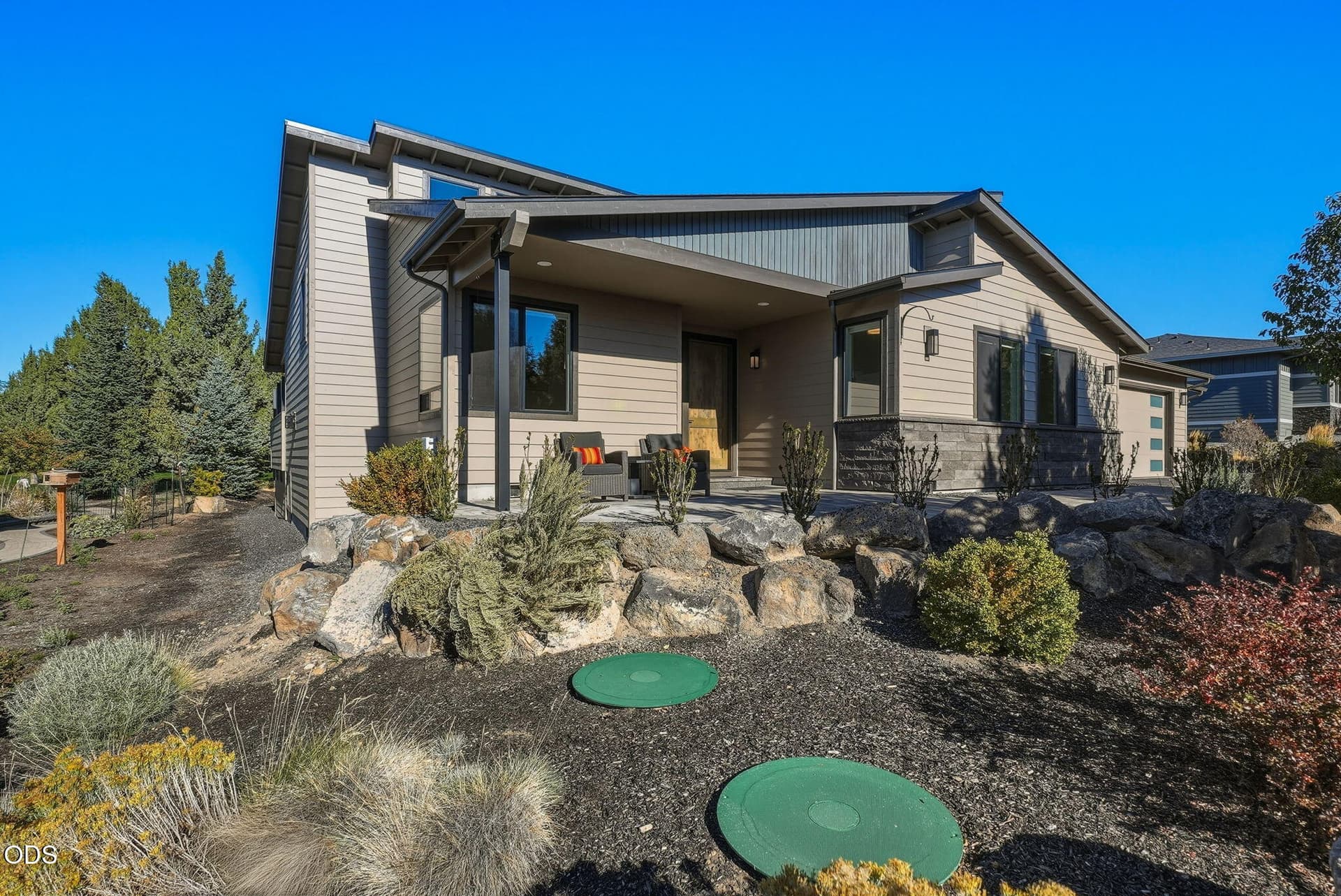 3-web-or-mls-Riley-Visuals-3. Photo 3 of 85, 1272 Trail Creek Drive, Redmond, OR 97756