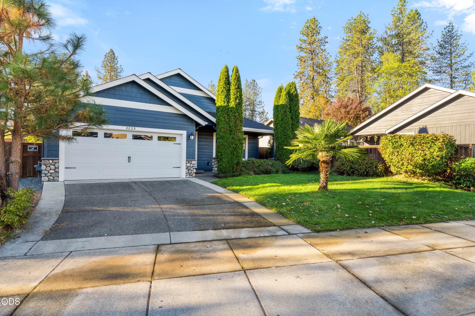 01-EXT (1 of 12). Photo 2 of 30, 2225 Esther Lane, Grants Pass, OR 97527