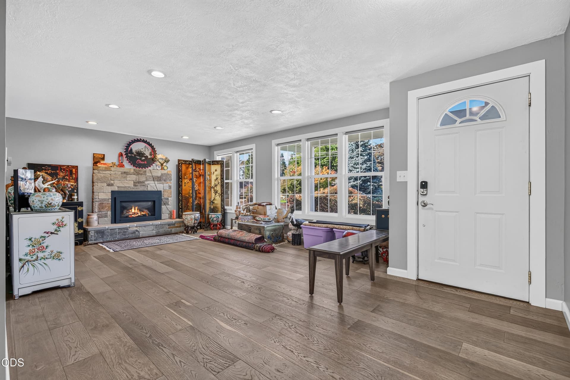 5. Photo 5 of 39, 5358 Raymond Way, Central Point, OR 97502