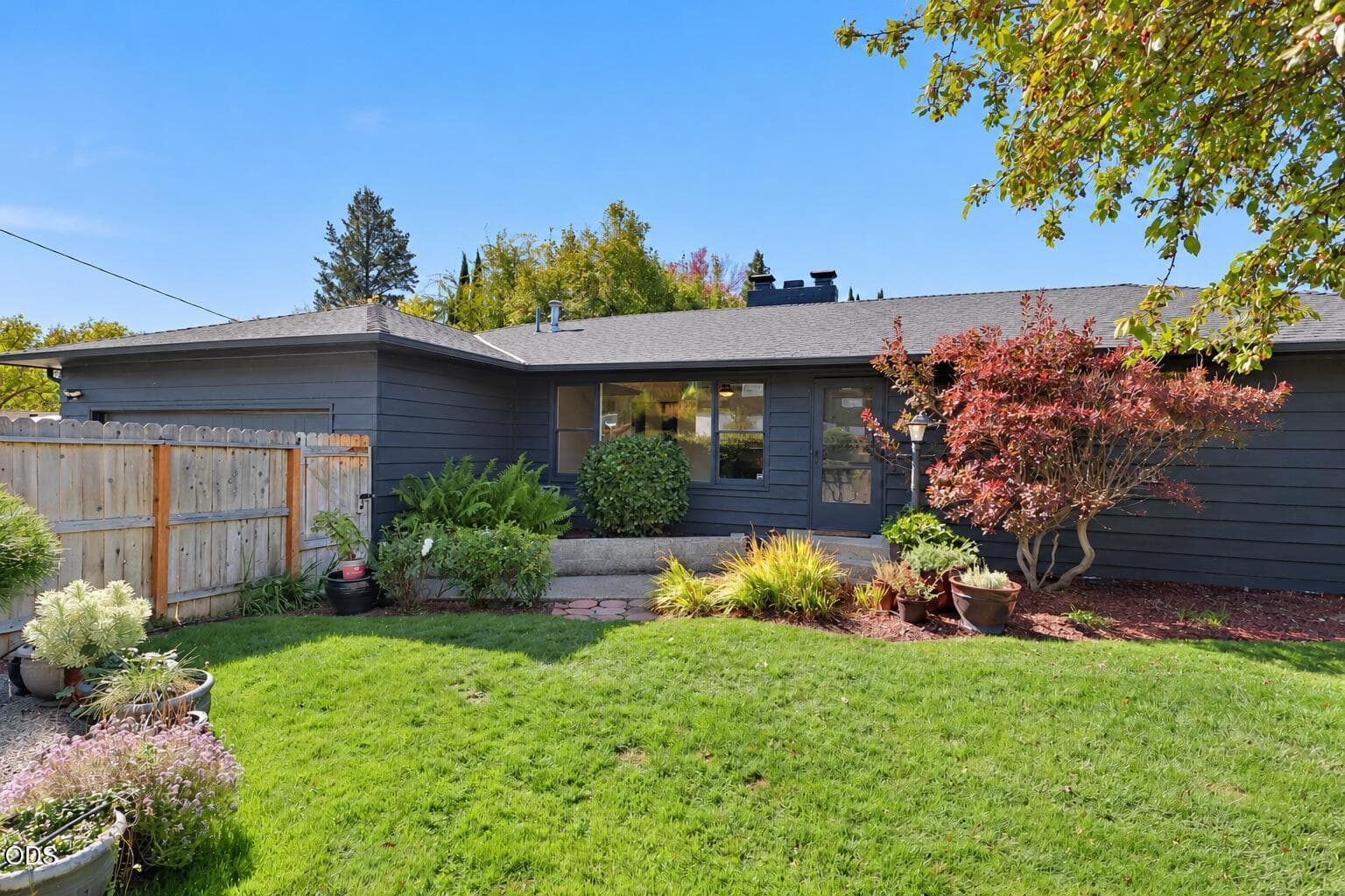 1 cover. Photo 1 of 40, 509 N Berkeley Way, Medford, OR 97504