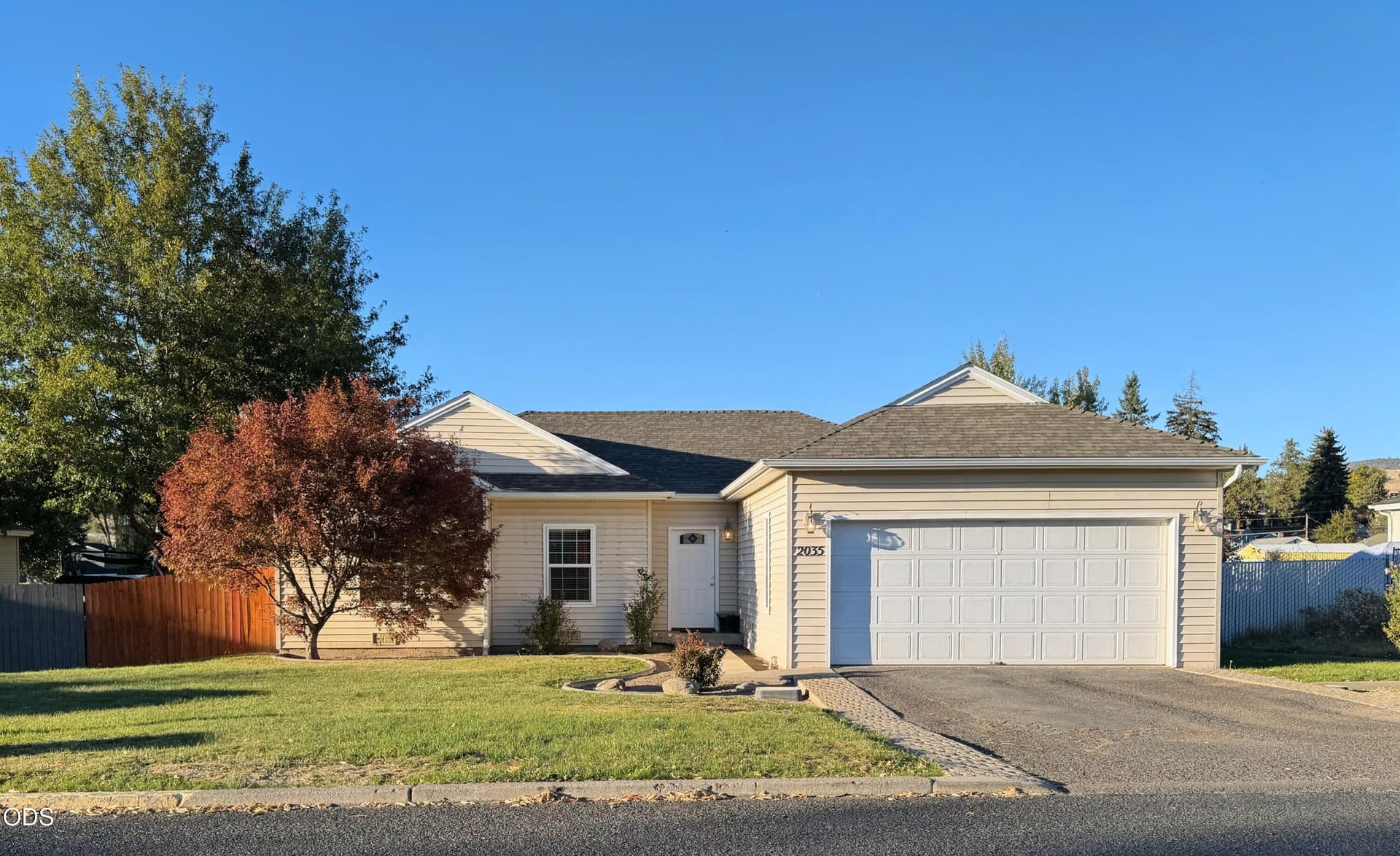 2. Photo 2 of 24, 2035 California Avenue, Klamath Falls, OR 97601