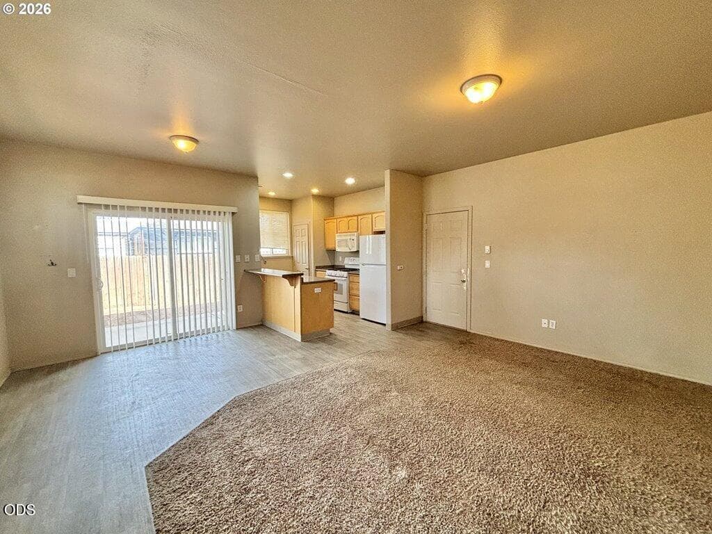 604135300-3-a. Photo 3 of 45, 14 SE McKinley Avenue, Bend, OR 97702