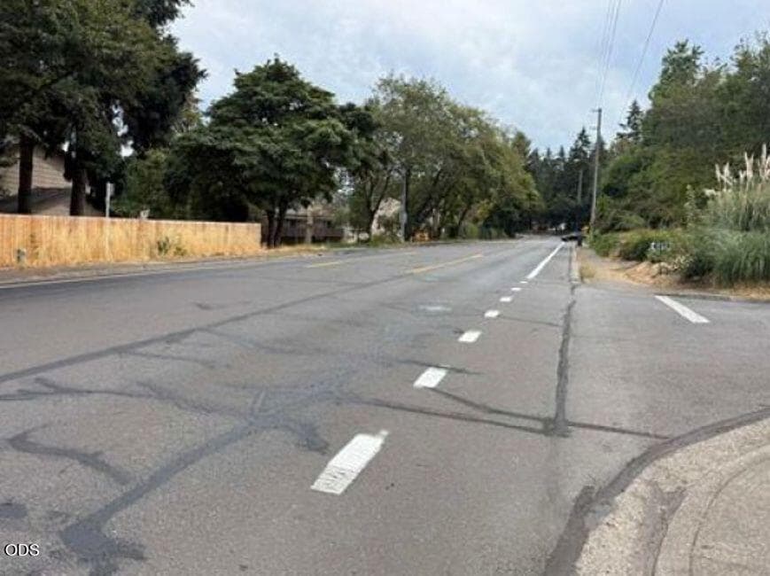 P115ETF-2. Photo 4 of 4, 3251 W 18th Avenue, Eugene, OR 97402