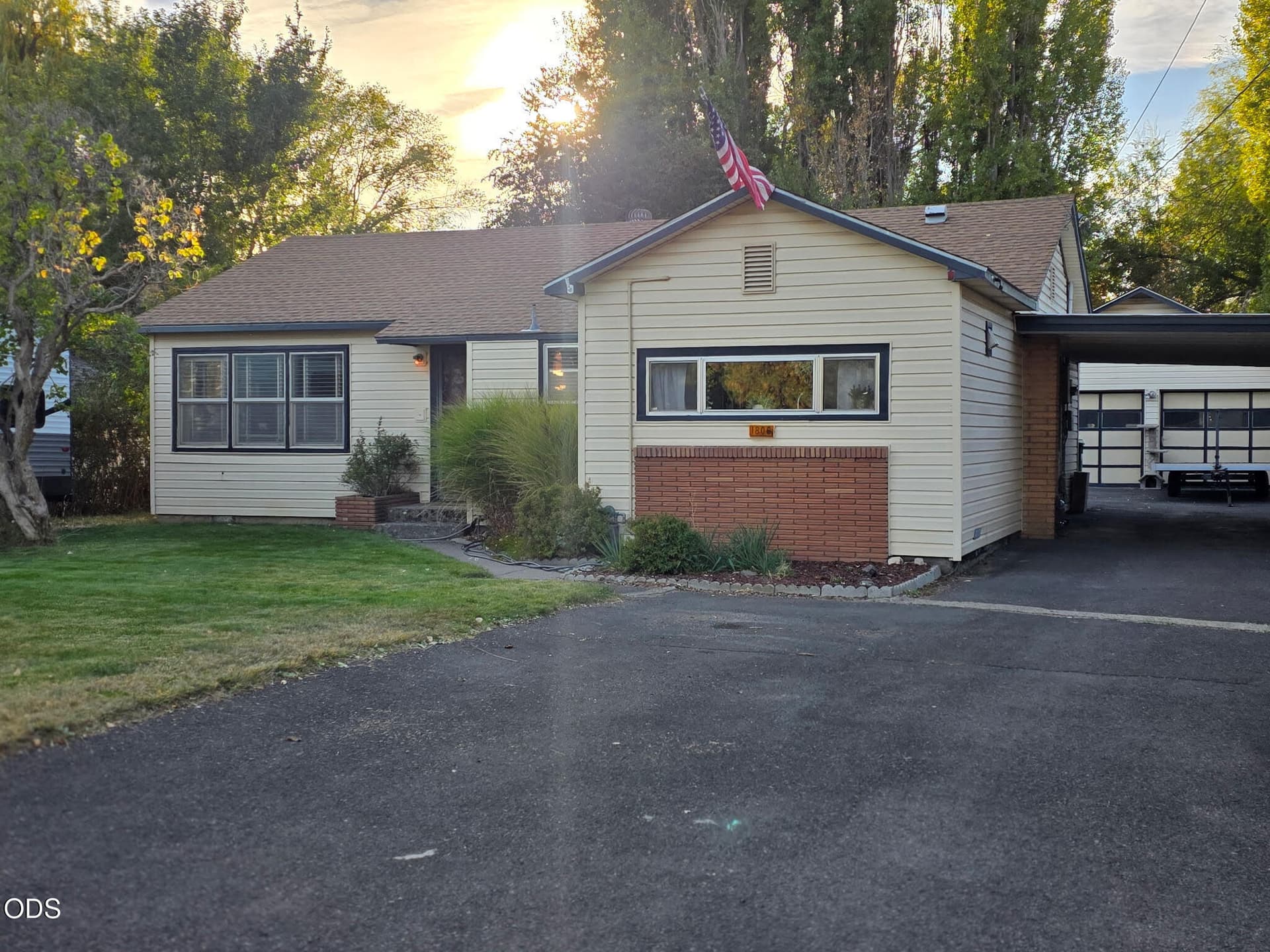 kf. Photo 2 of 38, 1806 Kane Street, Klamath Falls, OR 97603