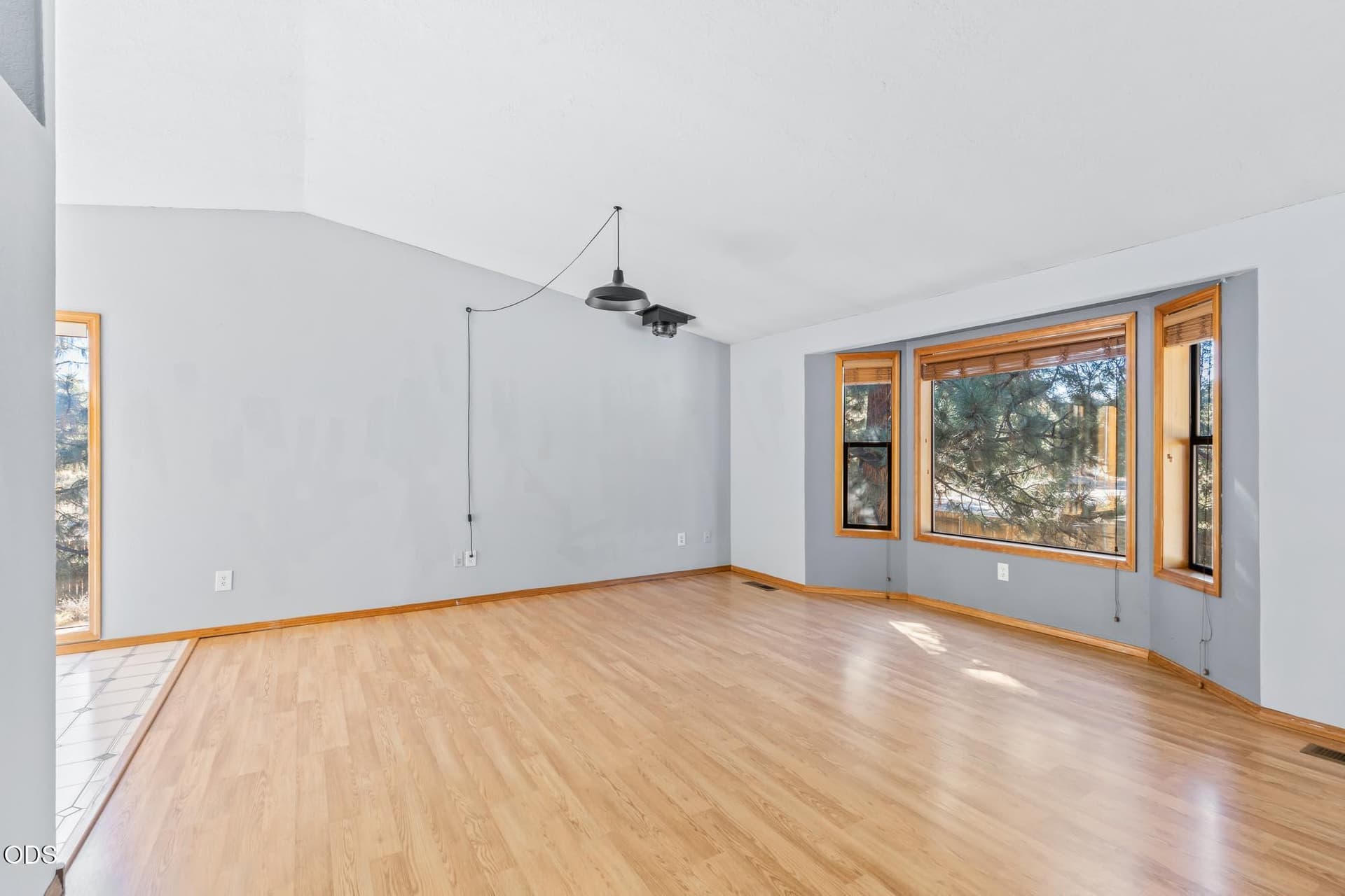 Living Room 1. Photo 5 of 40, 60586 Ridge Heights, Bend, OR 97702
