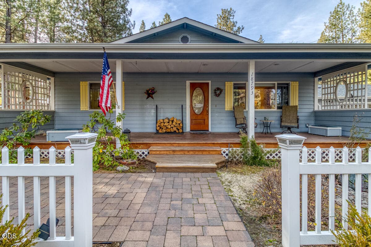 CREP0026. Photo 1 of 26, 18793 Tuscarora Lane, Bend, OR 97702