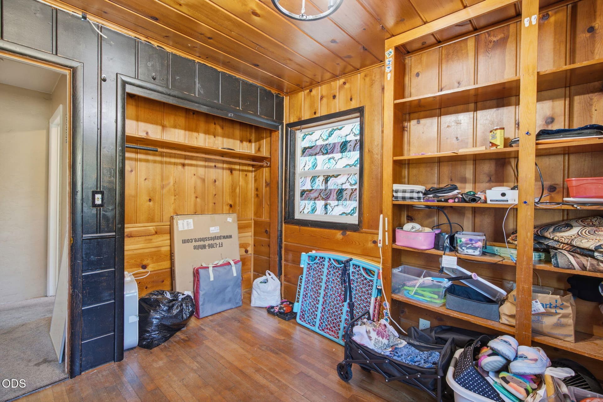 8-web-or-mls-1146-ne-d-st. Photo 3 of 16, 1146 NE D Street, Grants Pass, OR 97526
