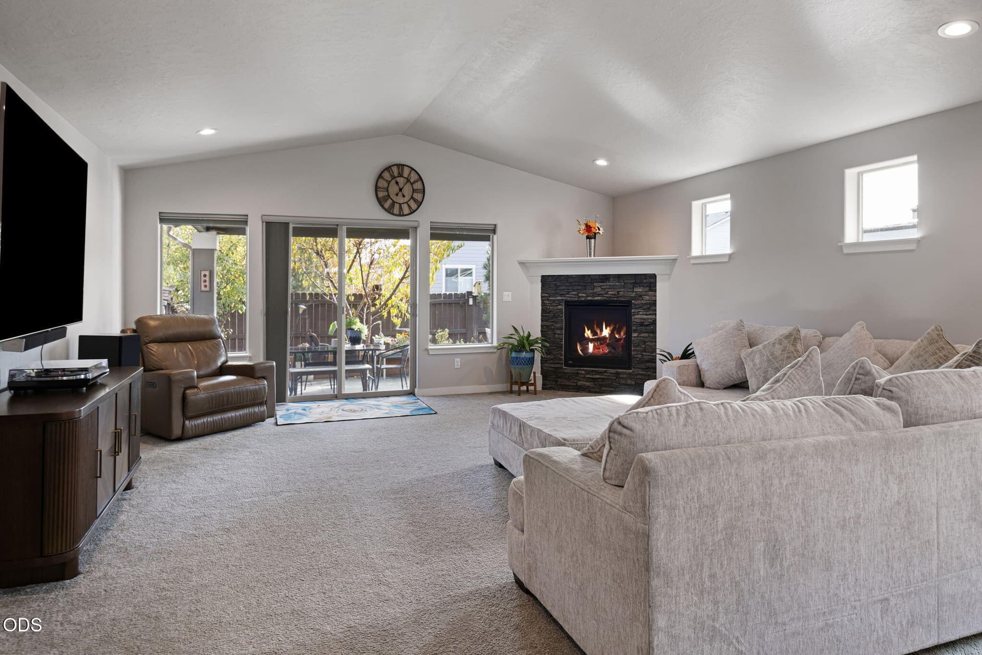 664 NW 27th Street, Redmond. Photo 5 of 30, 664 NW 27th Street, Redmond, OR 97756