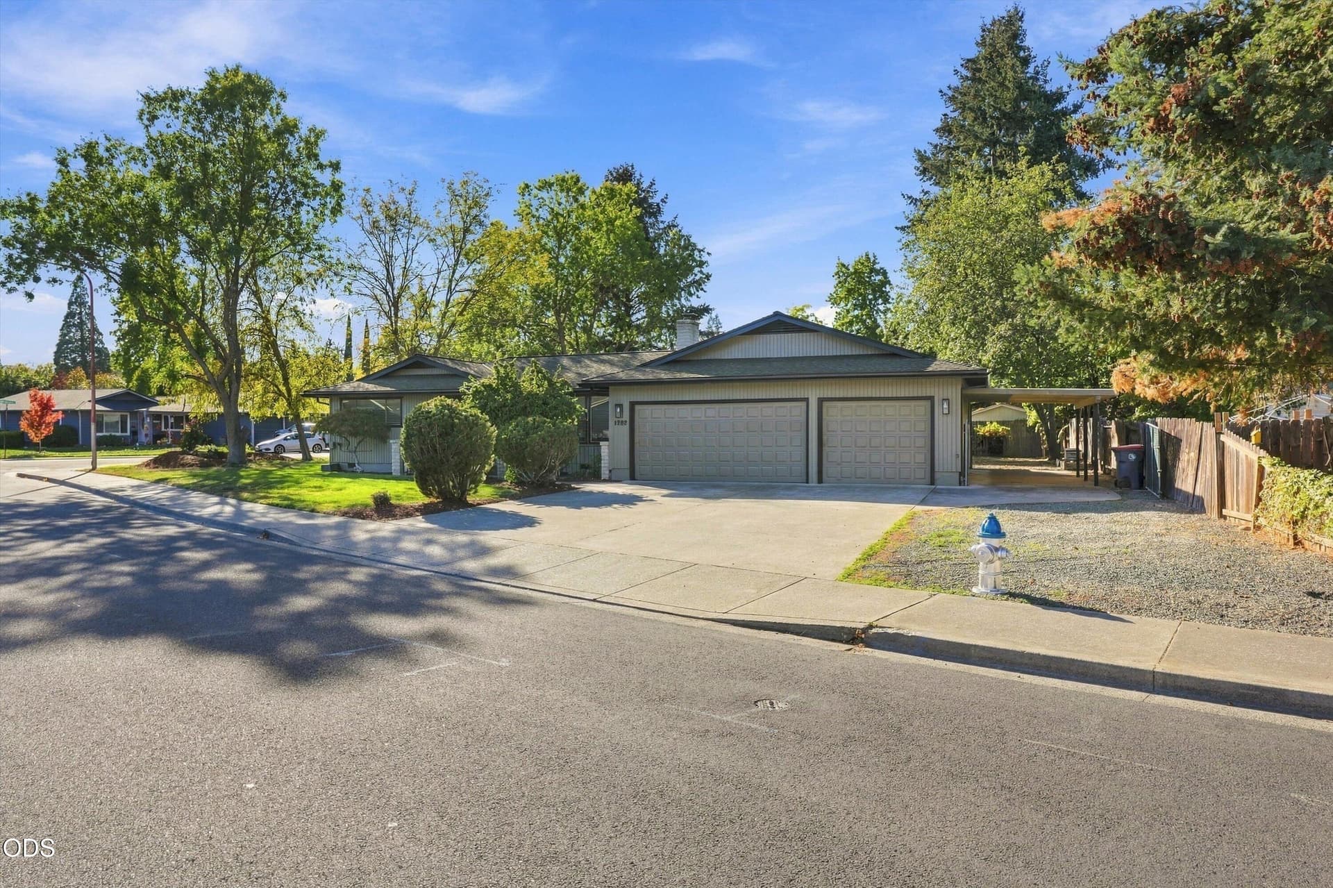 03-1282 S Oakdale Ave-3. Photo 3 of 34, 1282 S Oakdale Avenue, Medford, OR 97501