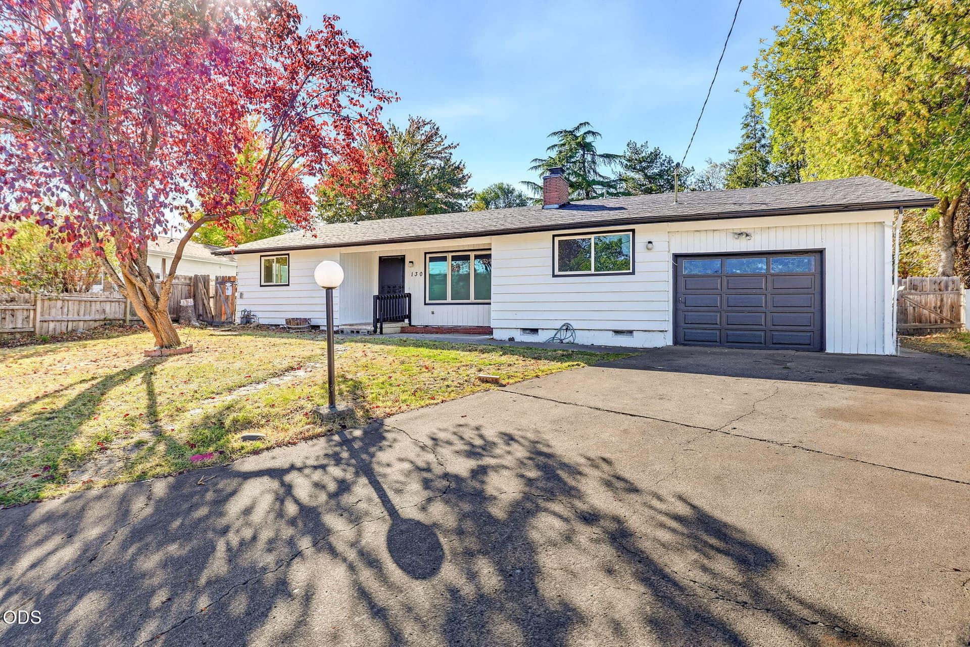 ApxSD00004. Photo 4 of 45, 130 Sharon Drive, Phoenix, OR 97535