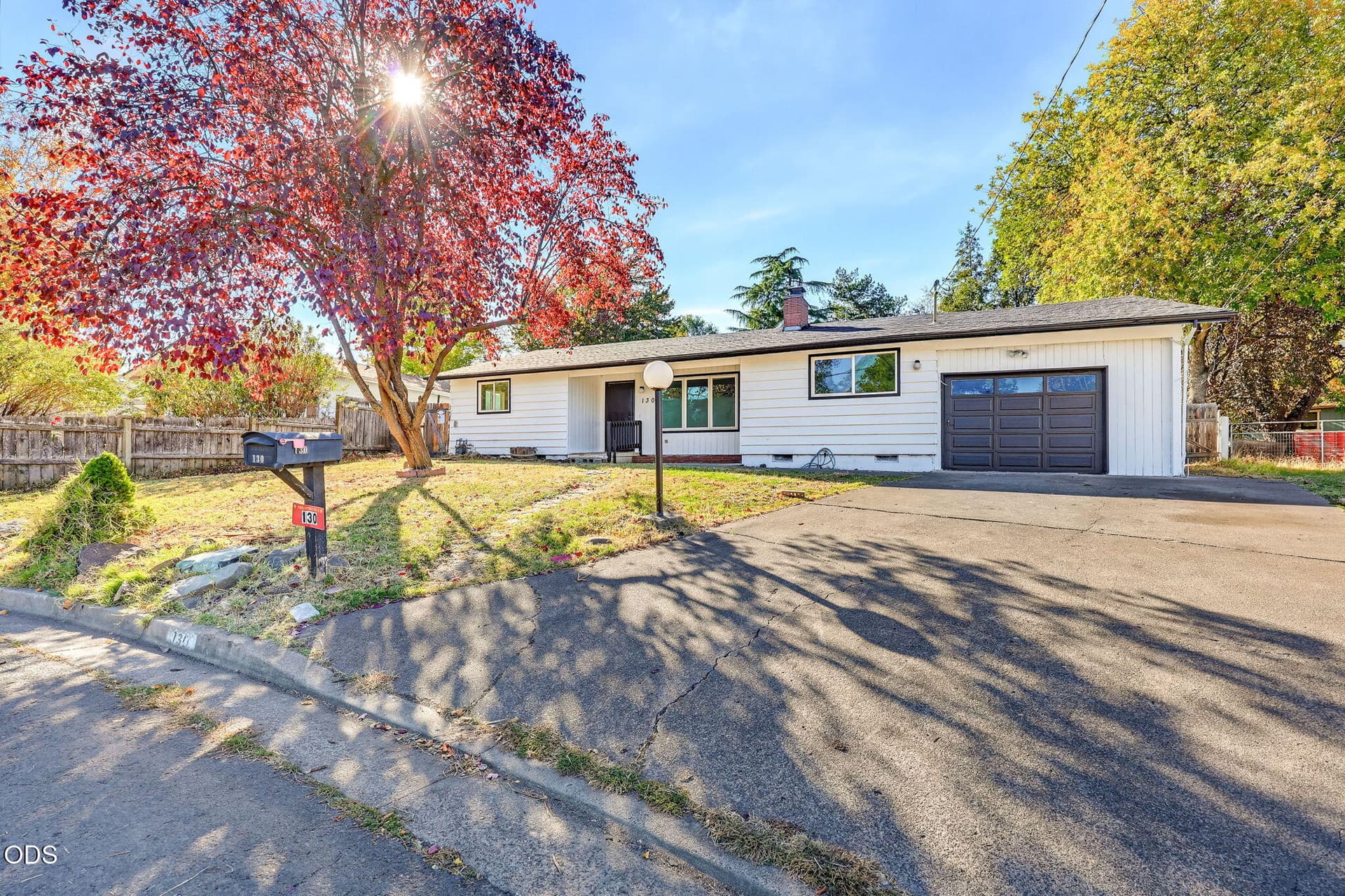 ApxSD00005. Photo 5 of 45, 130 Sharon Drive, Phoenix, OR 97535