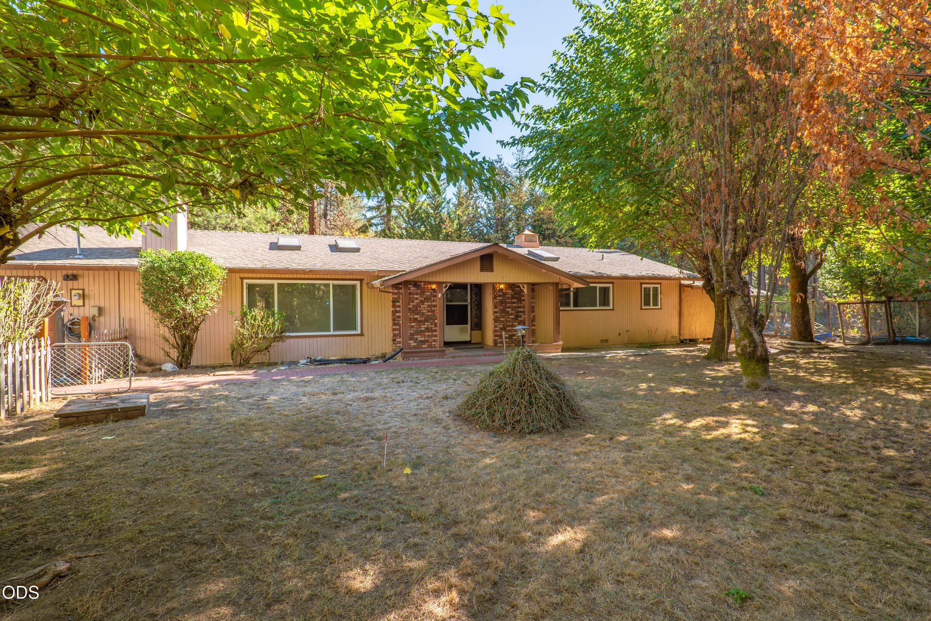 Front of House. Photo 1 of 60, 110 White Fir Drive, Grants Pass, OR 97526