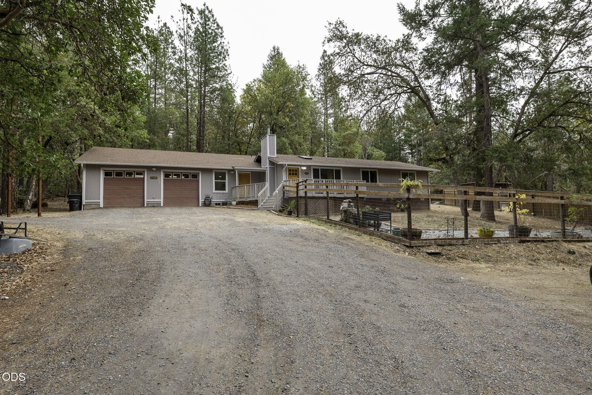 19-web-or-mls-Hwy 238018. Photo 3 of 35, 5920 Highway 238, Jacksonville, OR 97530