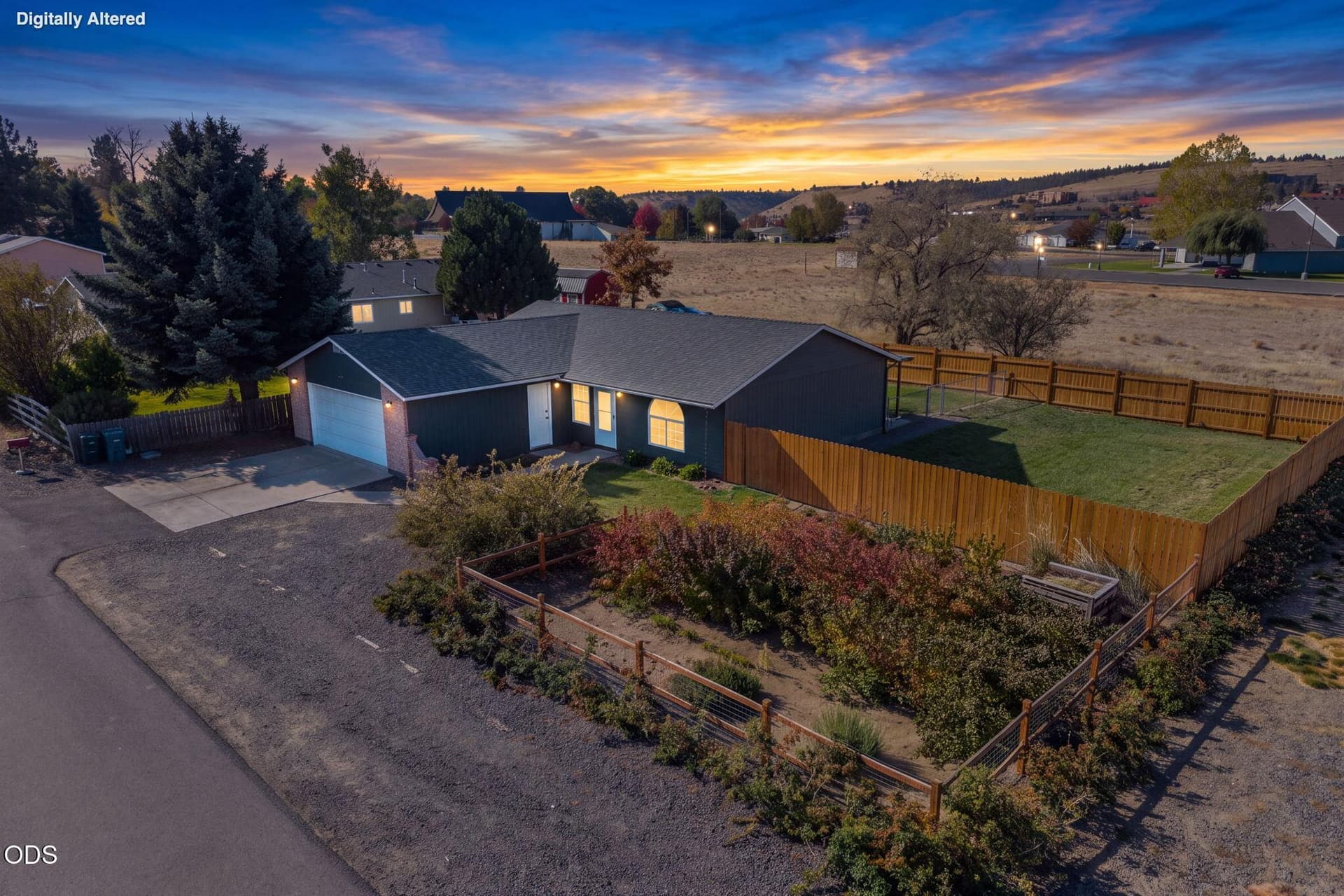 Corner Lot (Garden & fenced for pets). Photo 1 of 38, 786 NE Lakeside Drive, Madras, OR 97741
