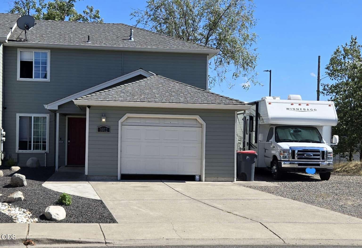 Trotter.1. Photo 1 of 18, 1012 Sunrise Way, Central Point, OR 97502