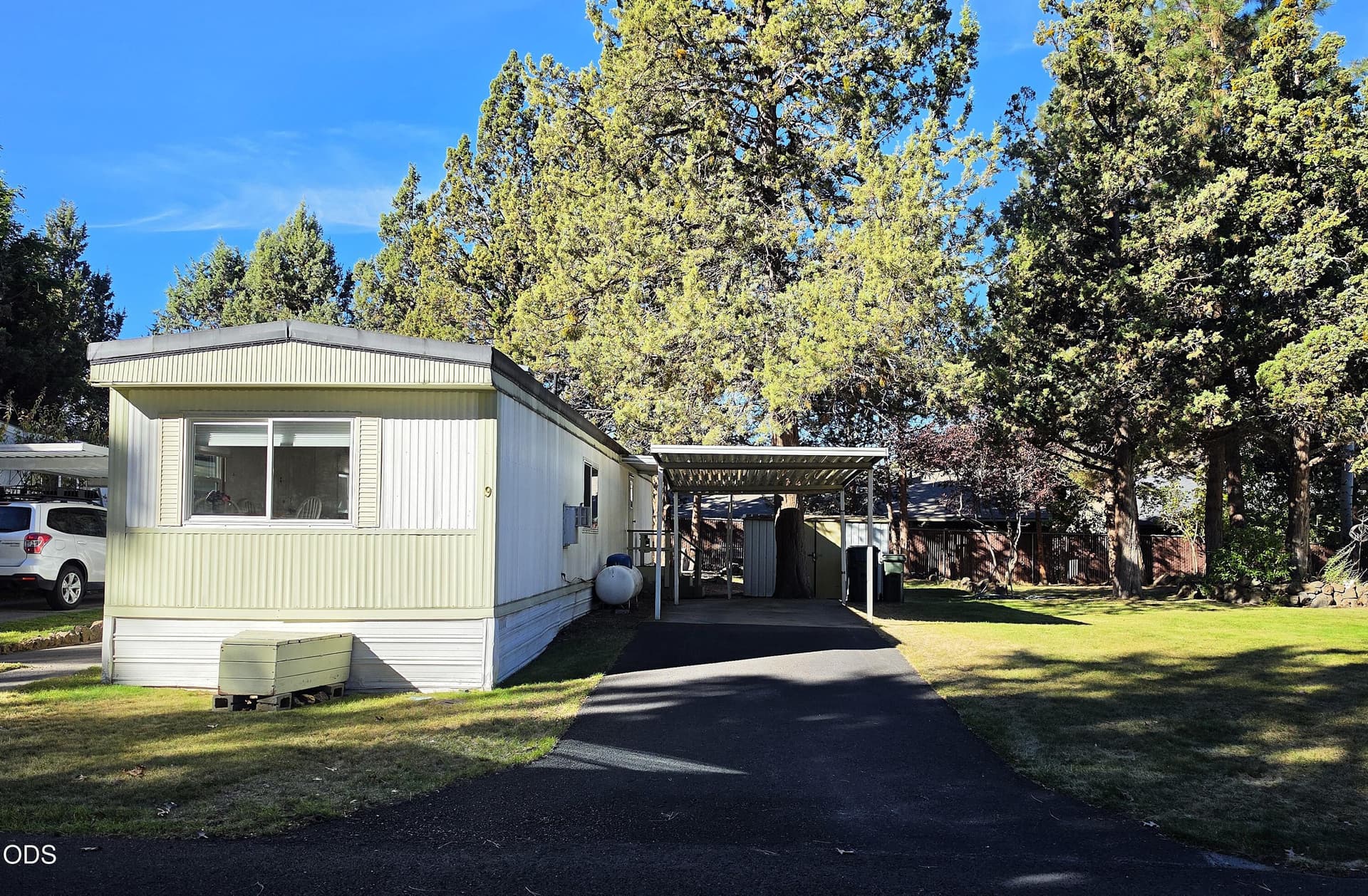 Rock Arbor #9, Pic 2. Photo 2 of 33, 2200 NE Highway 20 Unit UNIT 9, Bend, OR 97701