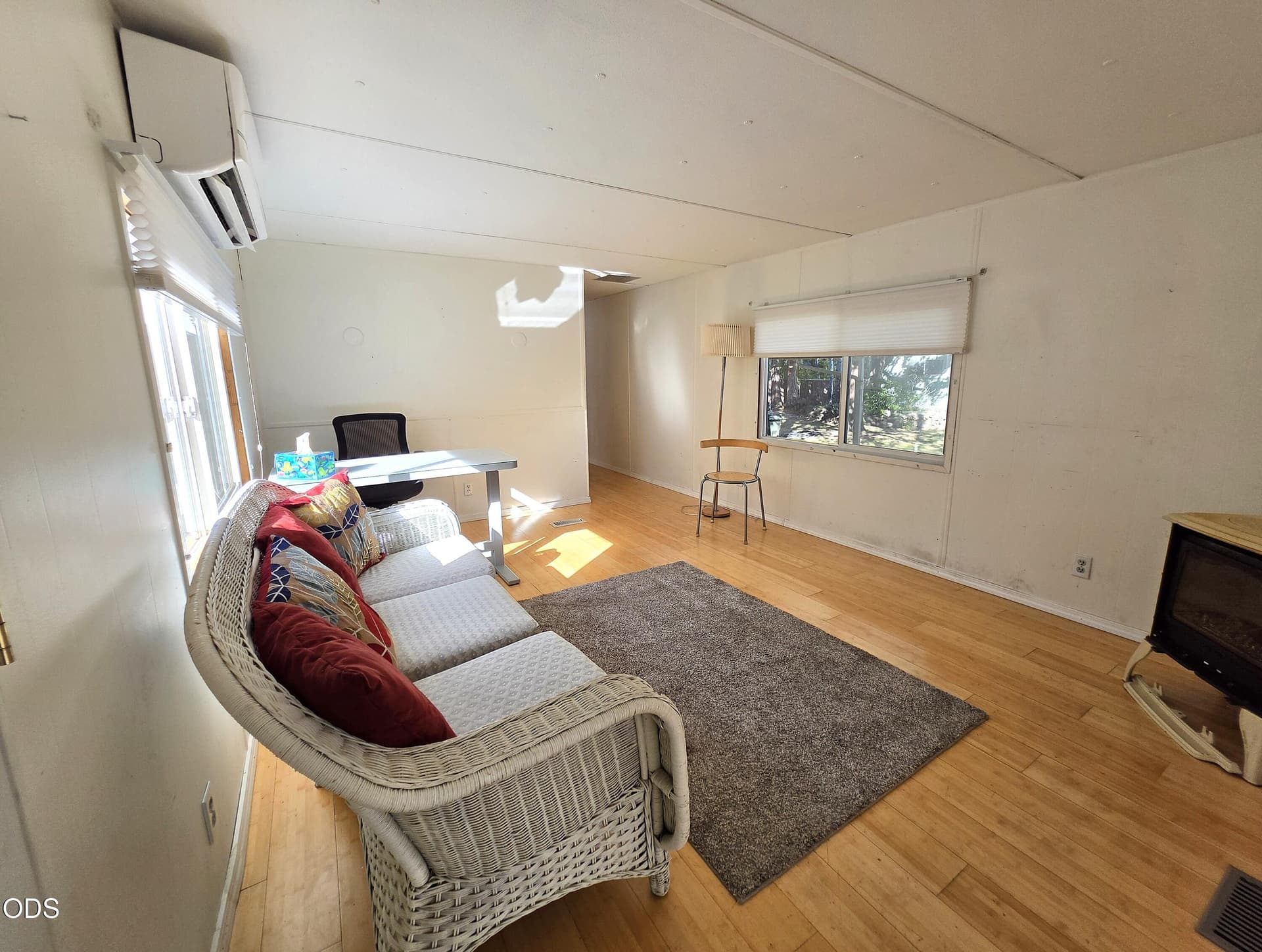Rock Arbor #9, Pic 5. Photo 5 of 33, 2200 NE Highway 20 Unit UNIT 9, Bend, OR 97701