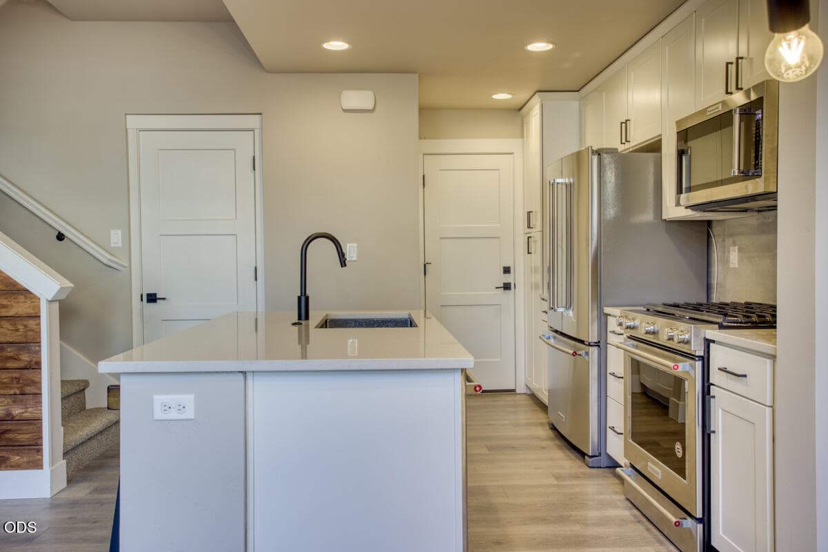 6. Photo 5 of 14, 20558 Empire Avenue, Bend, OR 97701