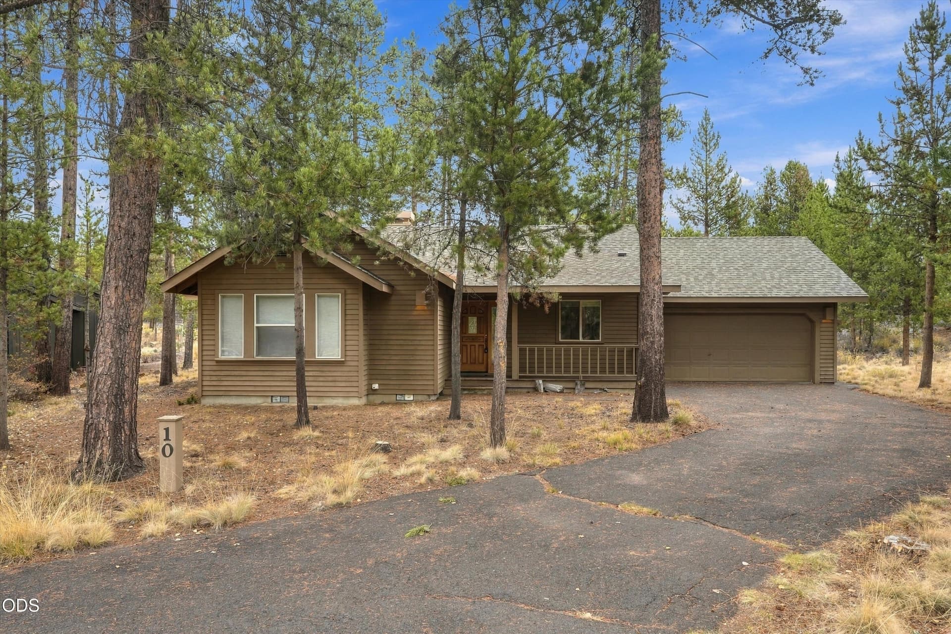 01-10 Olallie Ln-1. Photo 1 of 24, 18252 Ollalie Lane, Sunriver, OR 97707