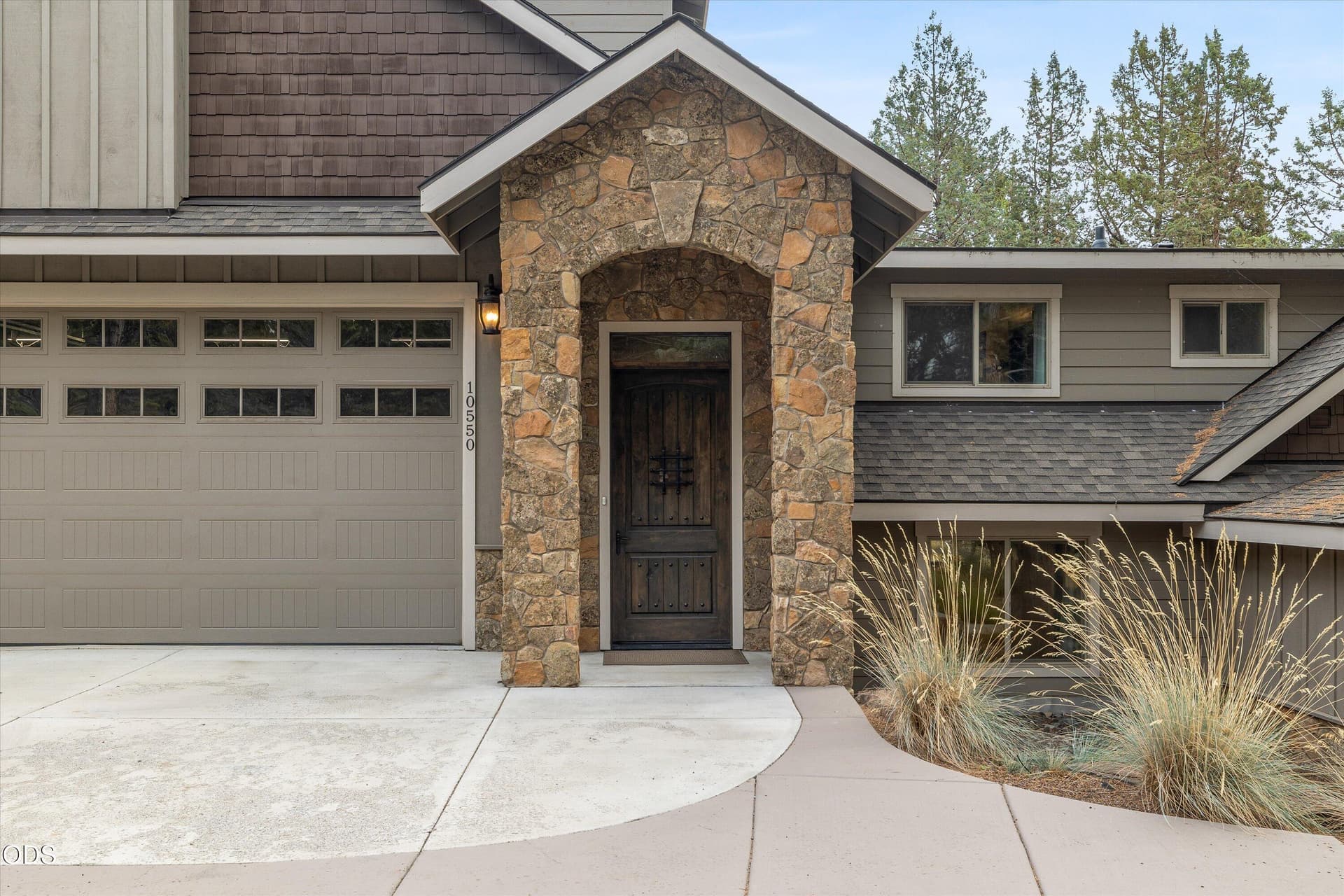 003-20261020 JILL ROSELL-92. Photo 5 of 100, 10550 NE Ochoco Highway, Prineville, OR 97754