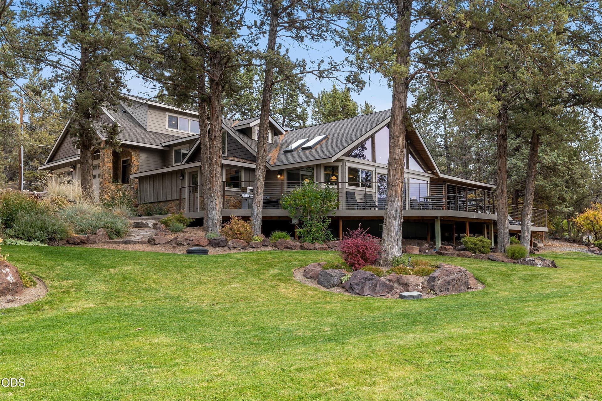 083-20261020 JILL ROSELL-30. Photo 1 of 100, 10550 NE Ochoco Highway, Prineville, OR 97754