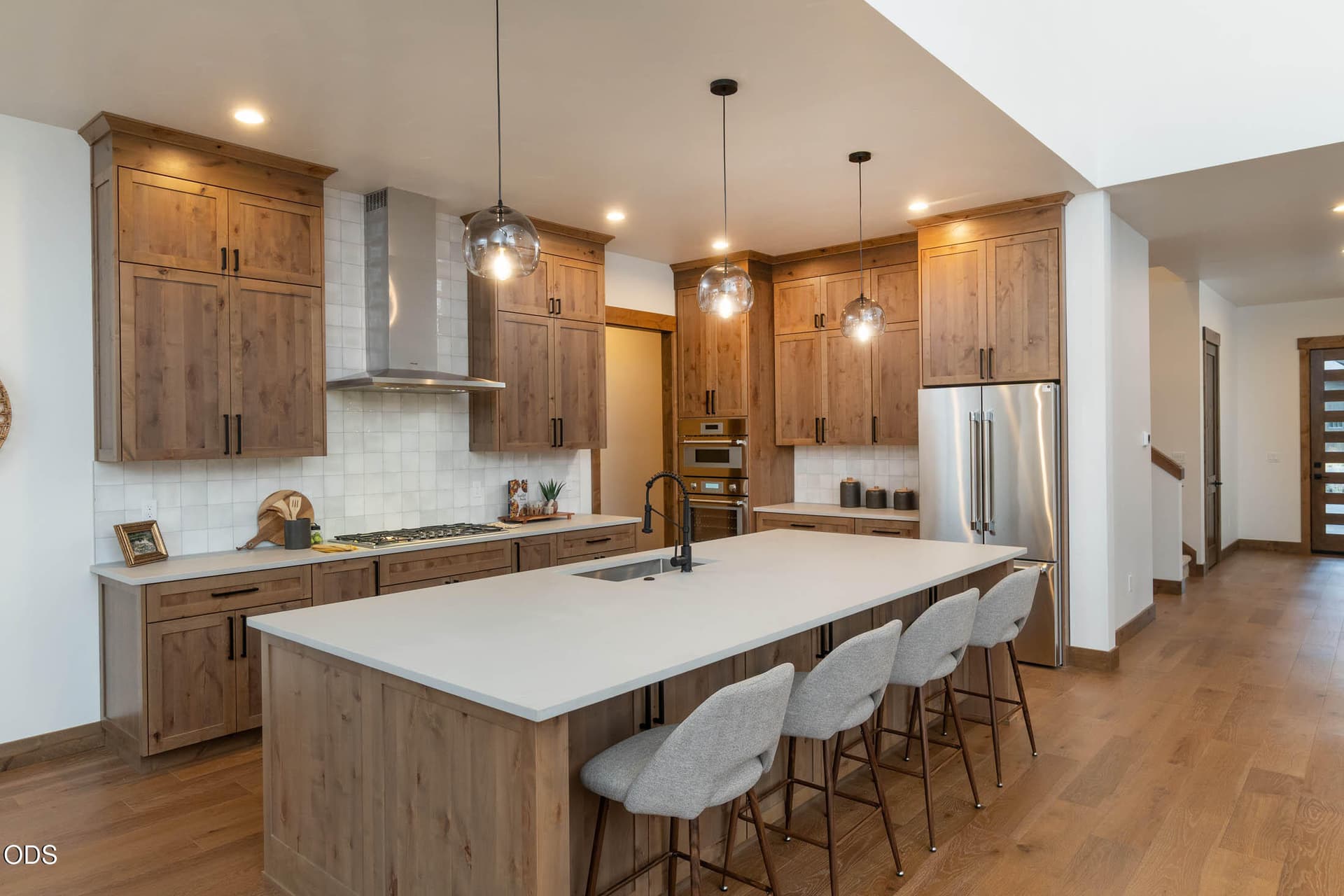 kitchen with breakfast bar. Photo 2 of 32, 56236 Rockcress Lane Unit 436, Bend, OR 97707