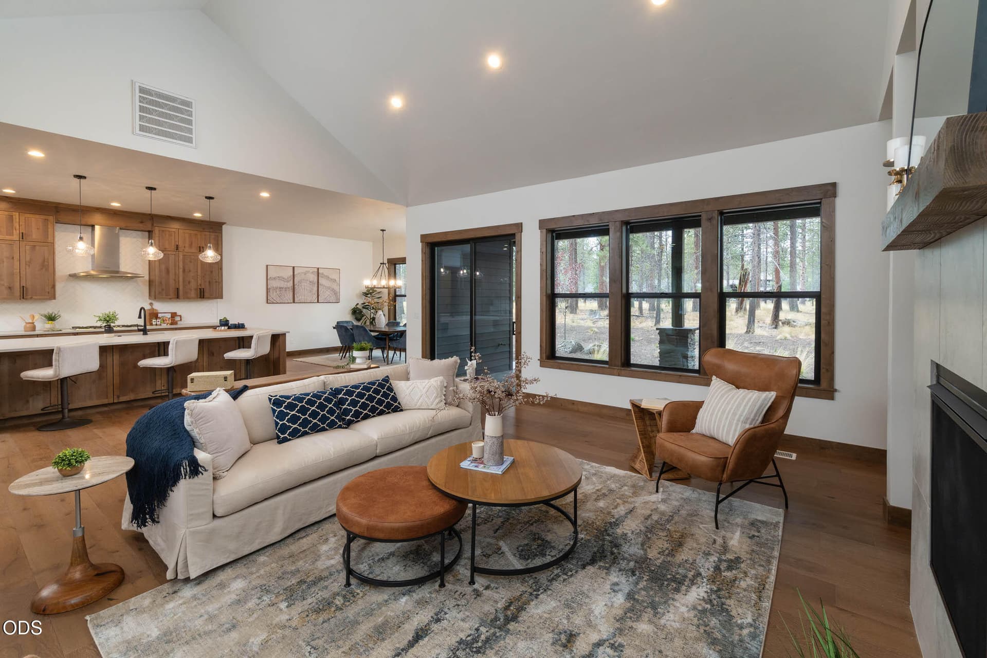 Great Room. Photo 3 of 35, 56244 Rockcress Lane Unit 437, Bend, OR 97707