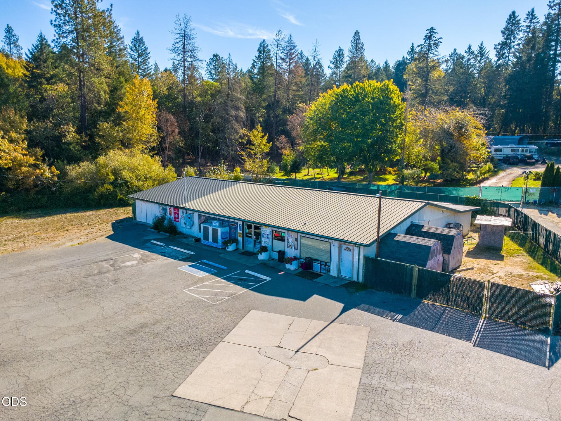 JeromePrairieMarket-1. Photo 2 of 49, 5229 Redwood Avenue, Grants Pass, OR 97527