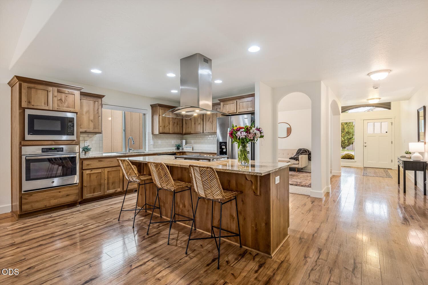 OReilly_20261019_7_199336_72ppi. Photo 4 of 25, 3011 NE Red Oak Drive, Bend, OR 97701