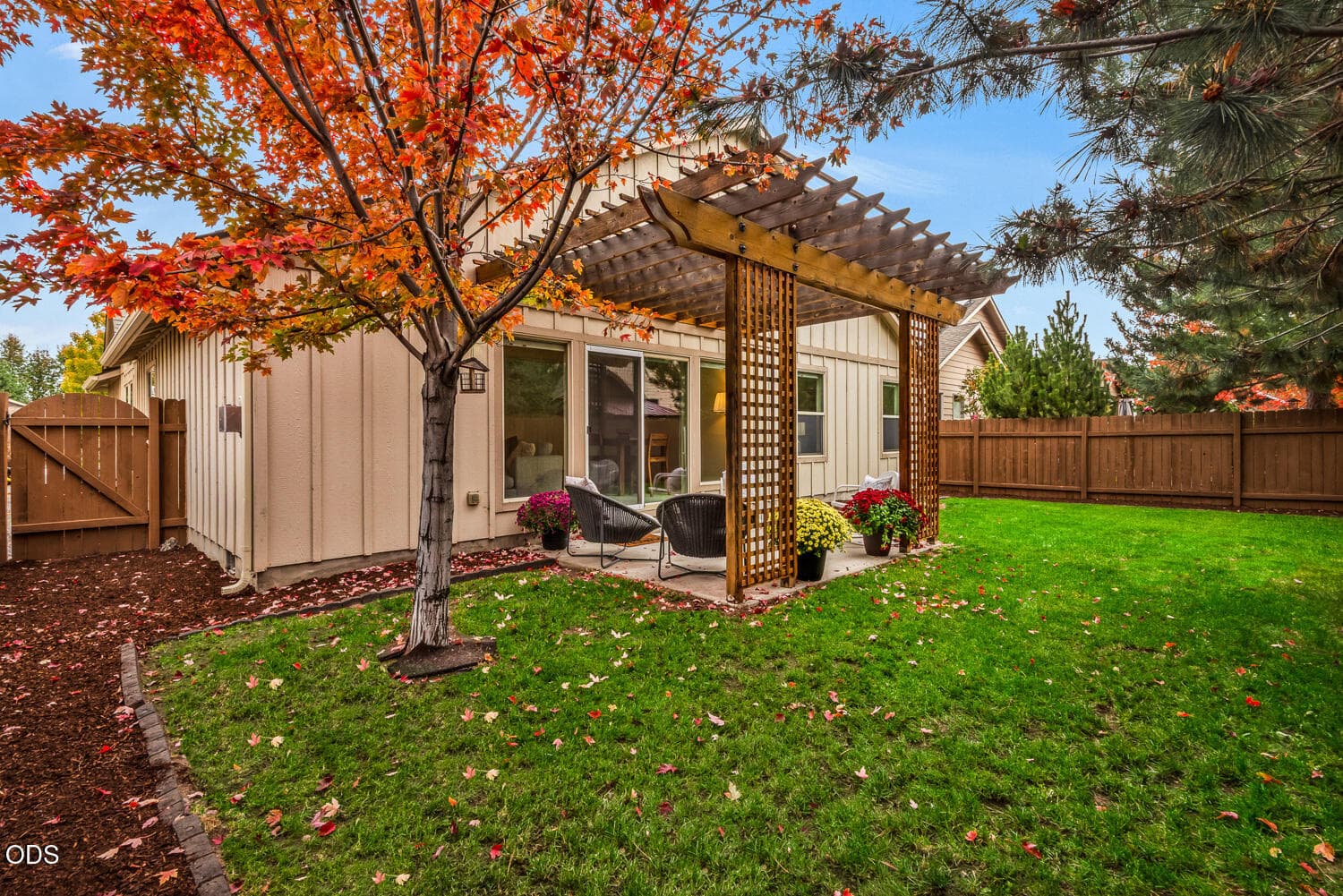 OReilly_20261019_32_199195_72ppi. Photo 5 of 25, 3011 NE Red Oak Drive, Bend, OR 97701