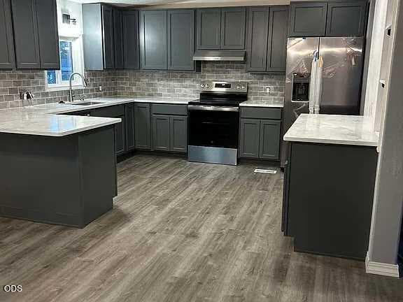 Kitchen w/ SS Appliances. Photo 5 of 14, 693 S Main Street, Stanfield, OR 97875