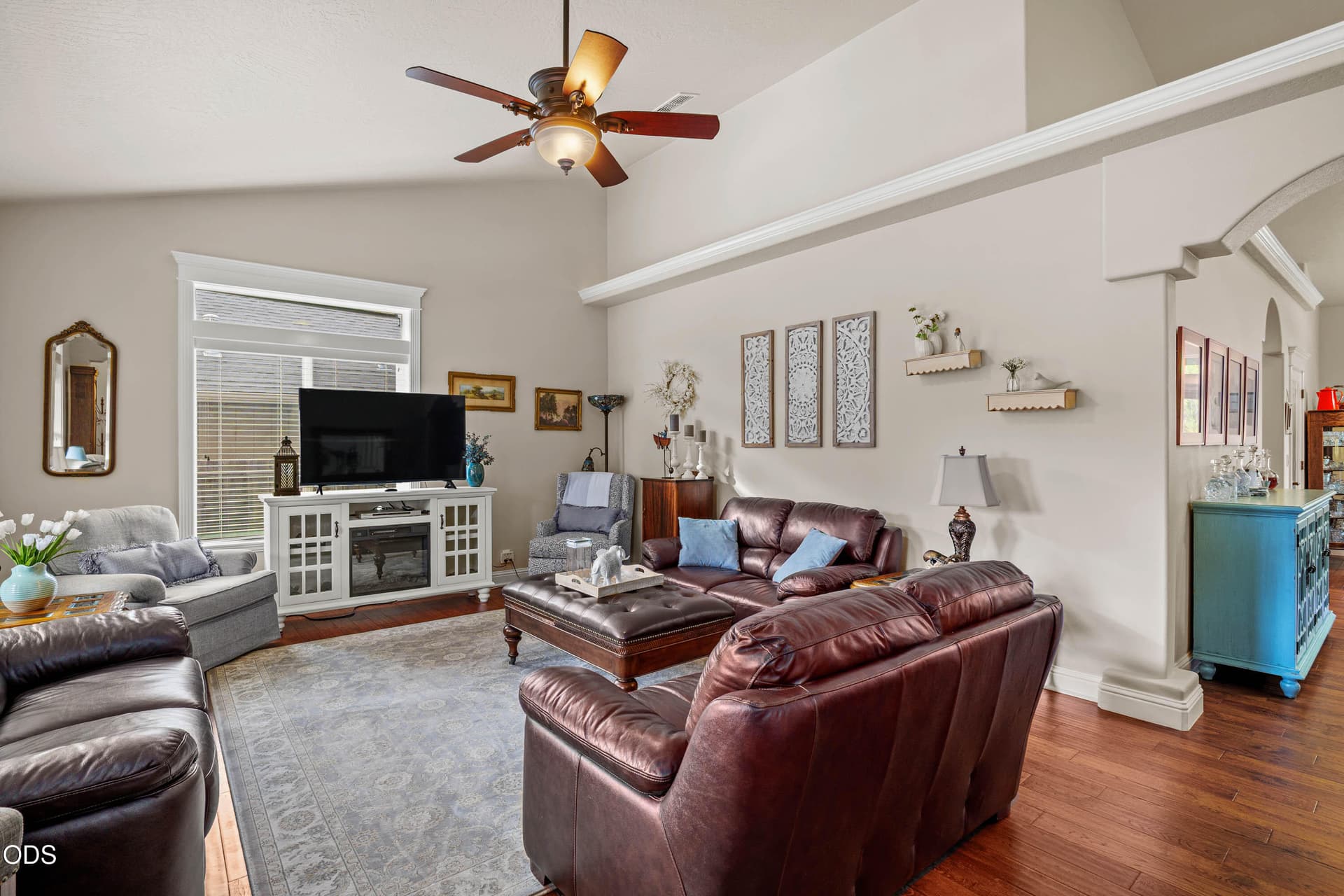 308SWHudsonLn-06. Photo 4 of 41, 308 SW Hudson Lane, Grants Pass, OR 97526