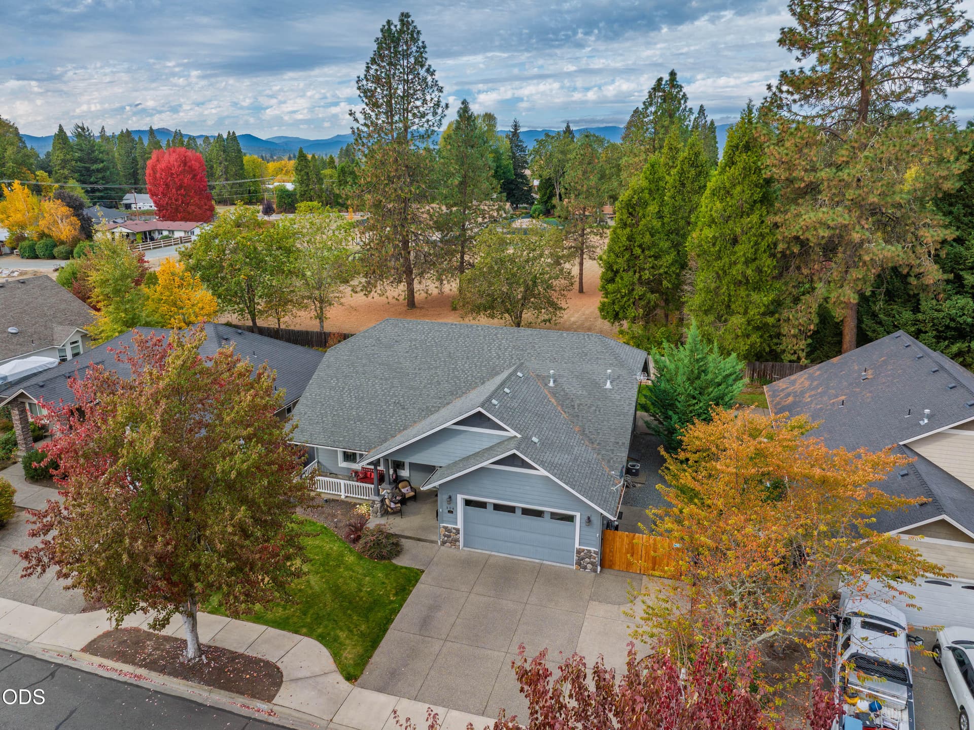 308SWHudsonLn-51. Photo 2 of 41, 308 SW Hudson Lane, Grants Pass, OR 97526