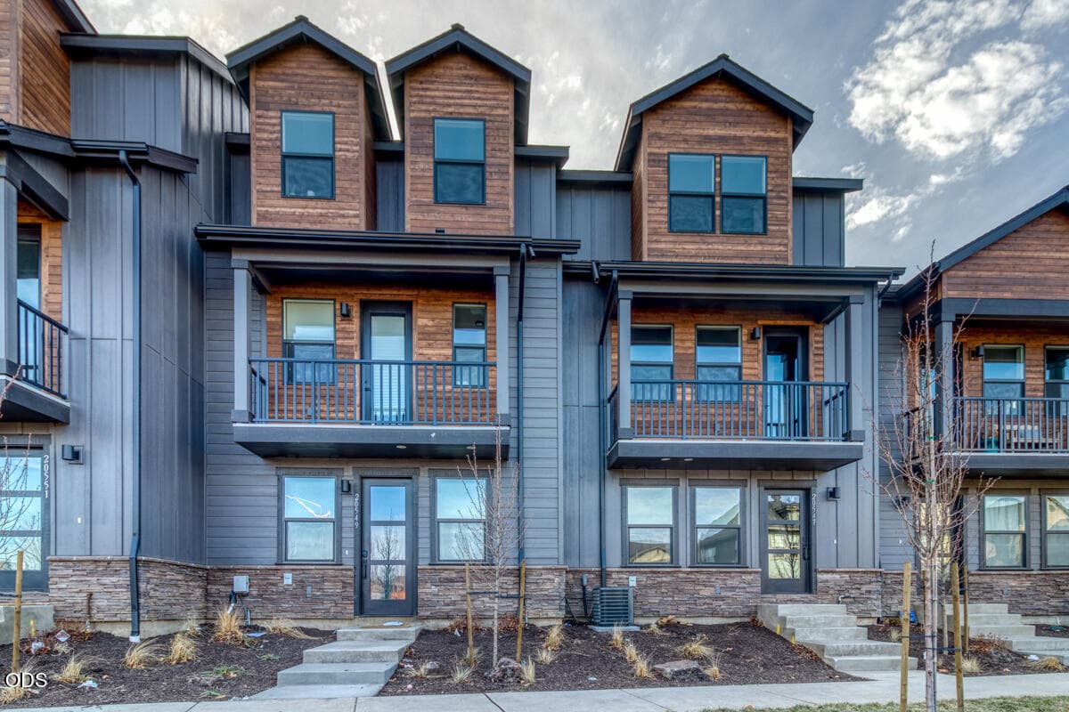 IMG_8530. Photo 1 of 14, 20558 Empire Avenue, Bend, OR 97701