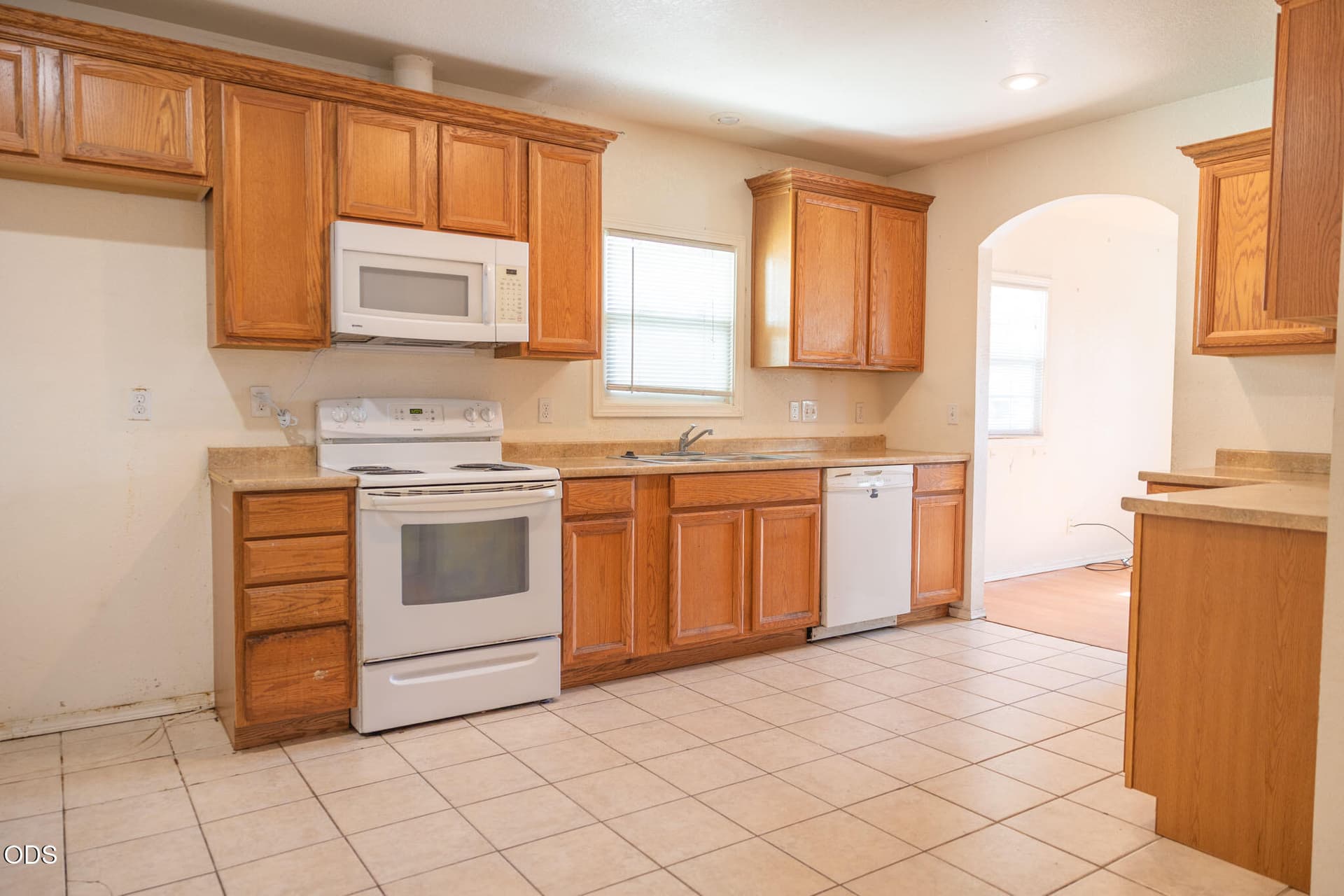 2241Applegate(05of14). Photo 5 of 14, 2241 Applegate Avenue, Klamath Falls, OR 97601