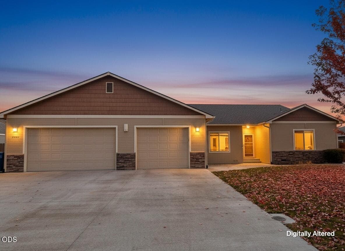 FRONT. Photo 1 of 58, 3821 Valinda Way, Klamath Falls, OR 97603