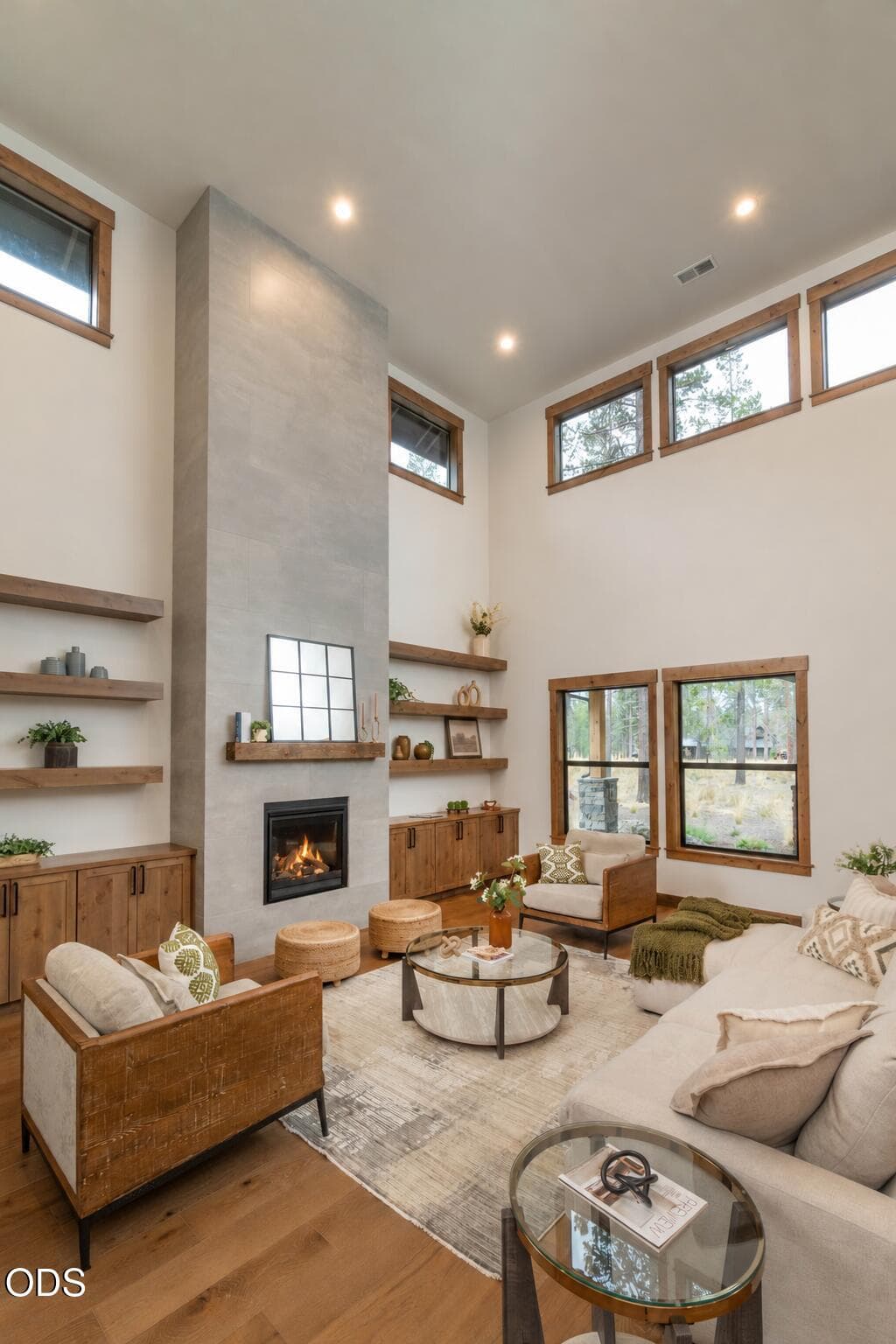 modern gas fireplace. Photo 3 of 32, 56236 Rockcress Lane Unit 436, Bend, OR 97707