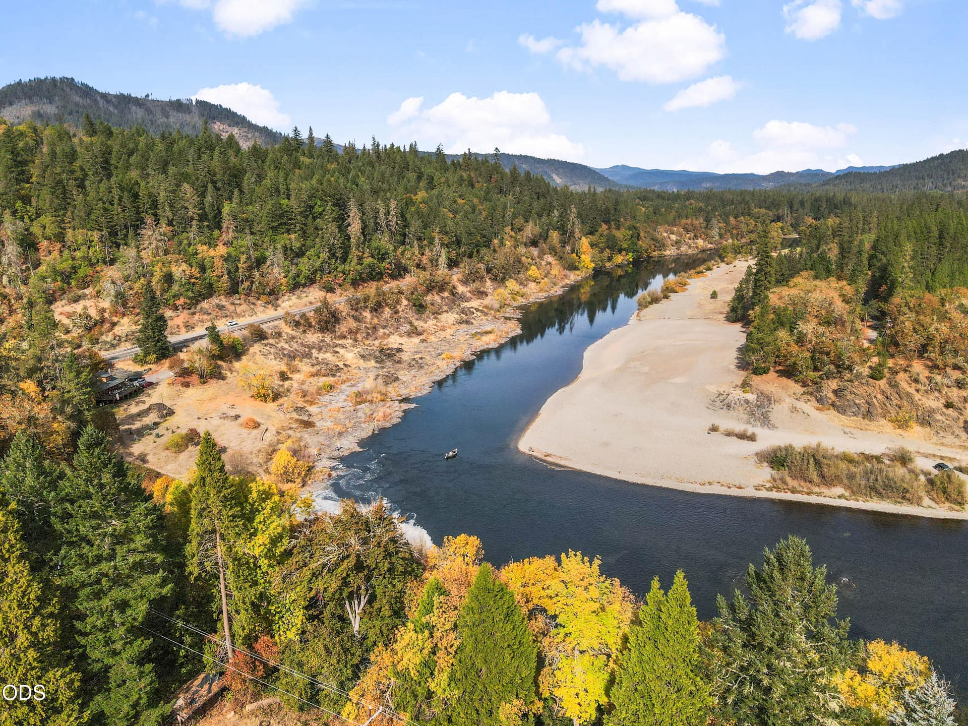 5. Photo 5 of 44, 4161 Riverbanks Road, Grants Pass, OR 97527