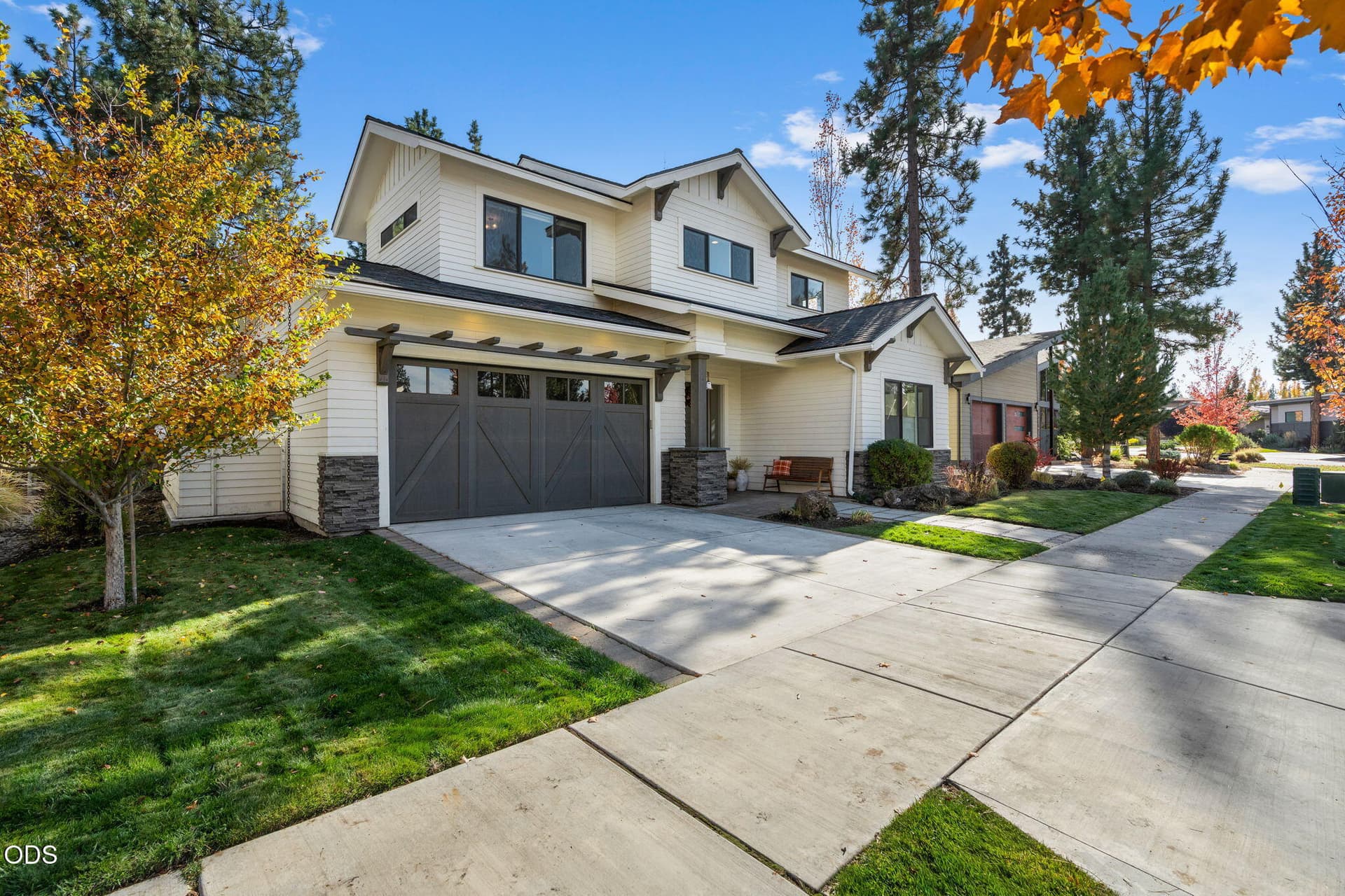 2026_10_21_62678_mount_thielsen_dr-5. Photo 5 of 54, 62678 NW Mt Thielsen Drive, Bend, OR 97703