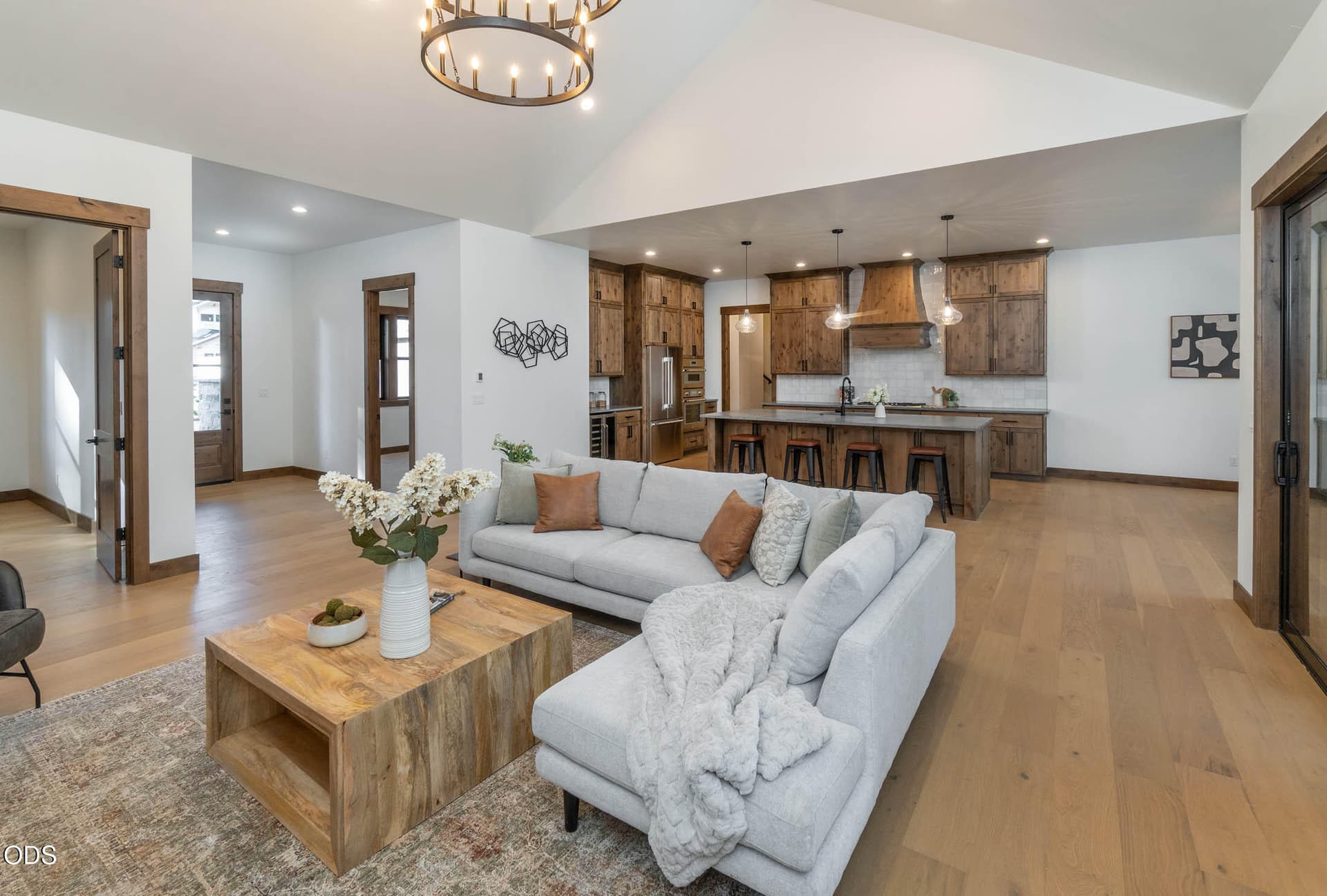 Great Room. Photo 2 of 31, 17788 Preservation Loop Unit 487, Bend, OR 97707